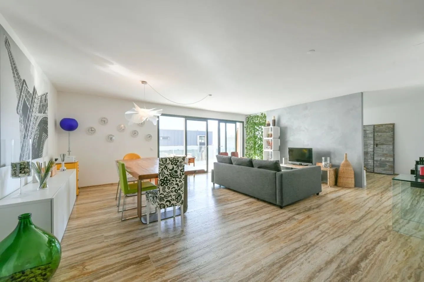 Belle appartement de 3,5 pièces avec vue partielle sur le lac - Photo 7 sur 8