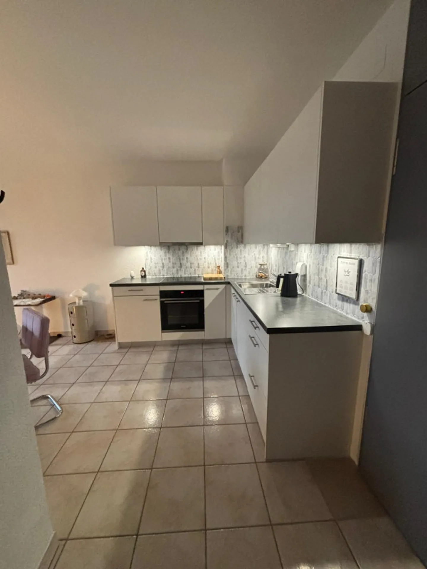 Carino 2.5 locali nel centro iper di Ginevra/Plainpalais - Foto 4 di 10