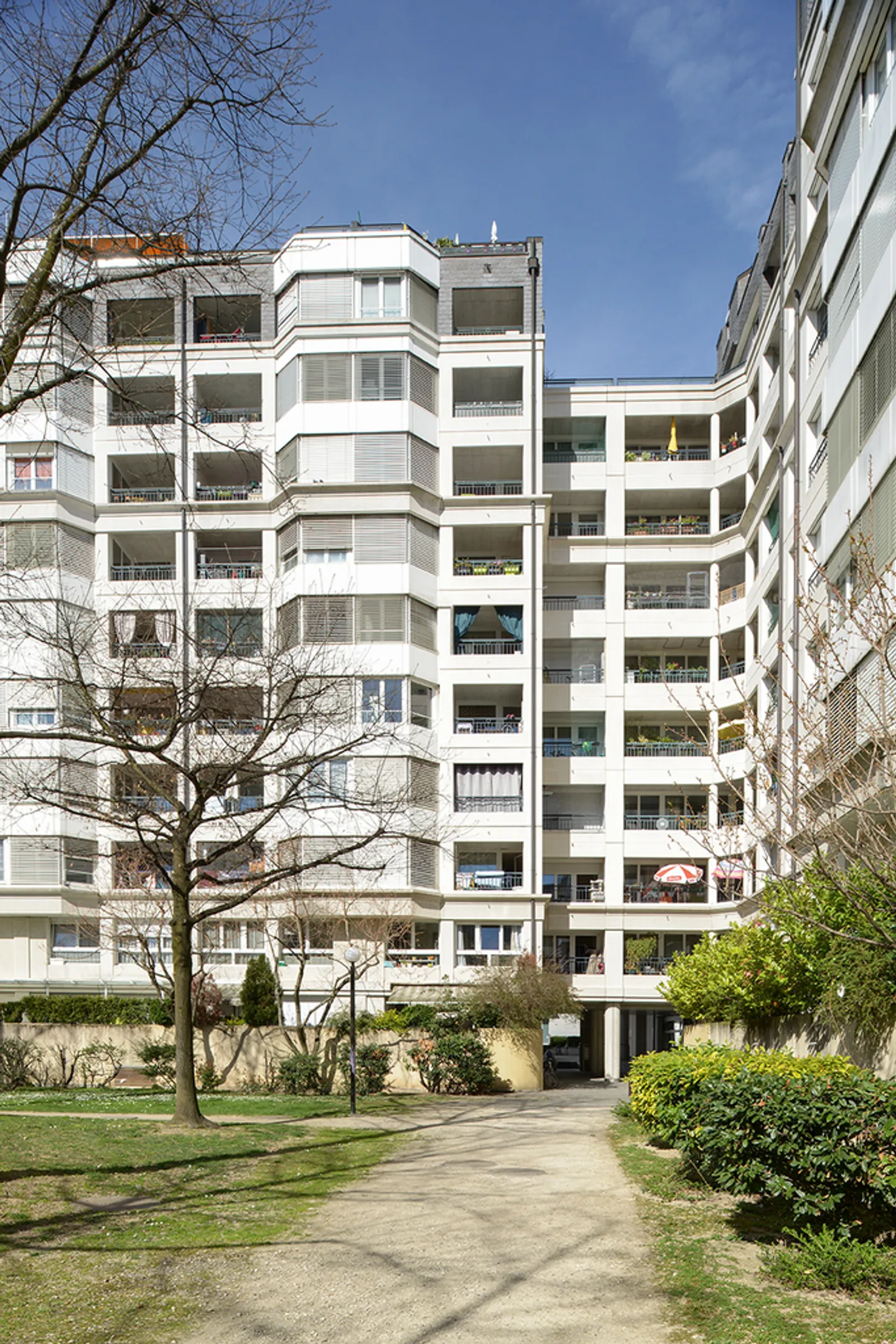 CHARMILLES - 4.5 pièces (3 chambres) - Terrasses - Photo 1 sur 1