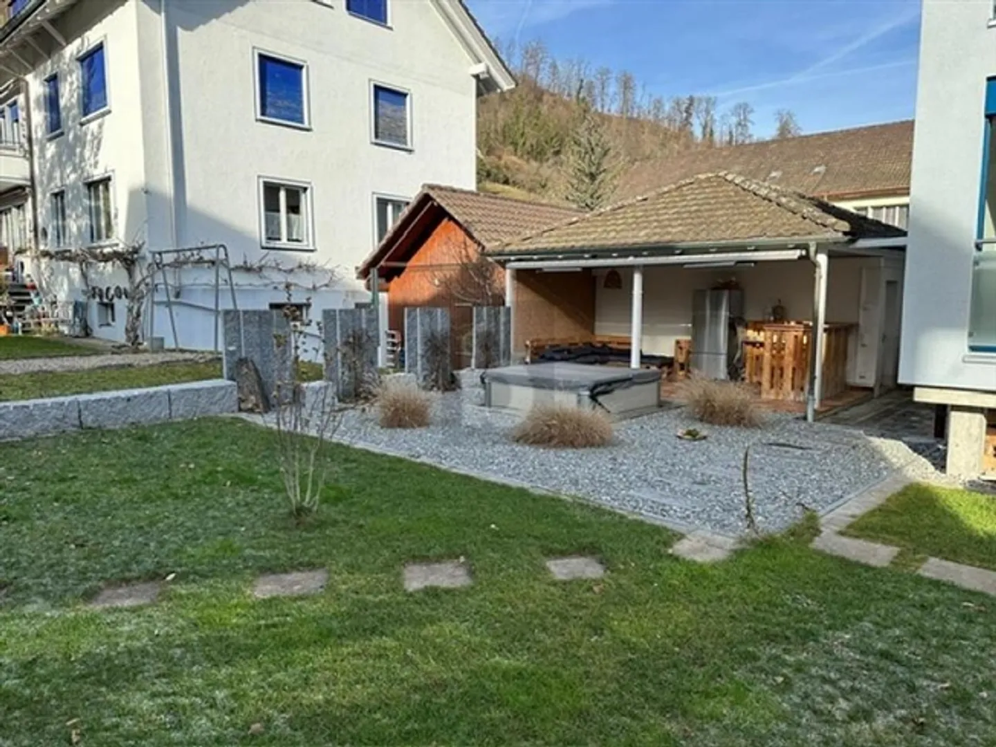 Lumineux avec Grand Jardin & Whirlpool - Photo 5 sur 6