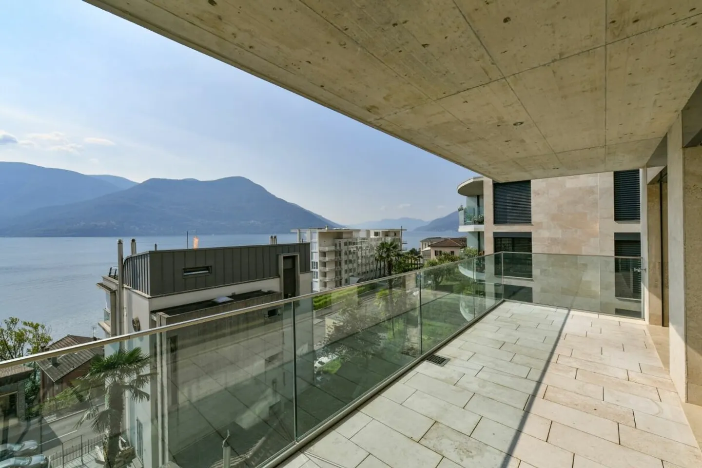 3.5 Räume mit Seeblick - Foto 1 von 13