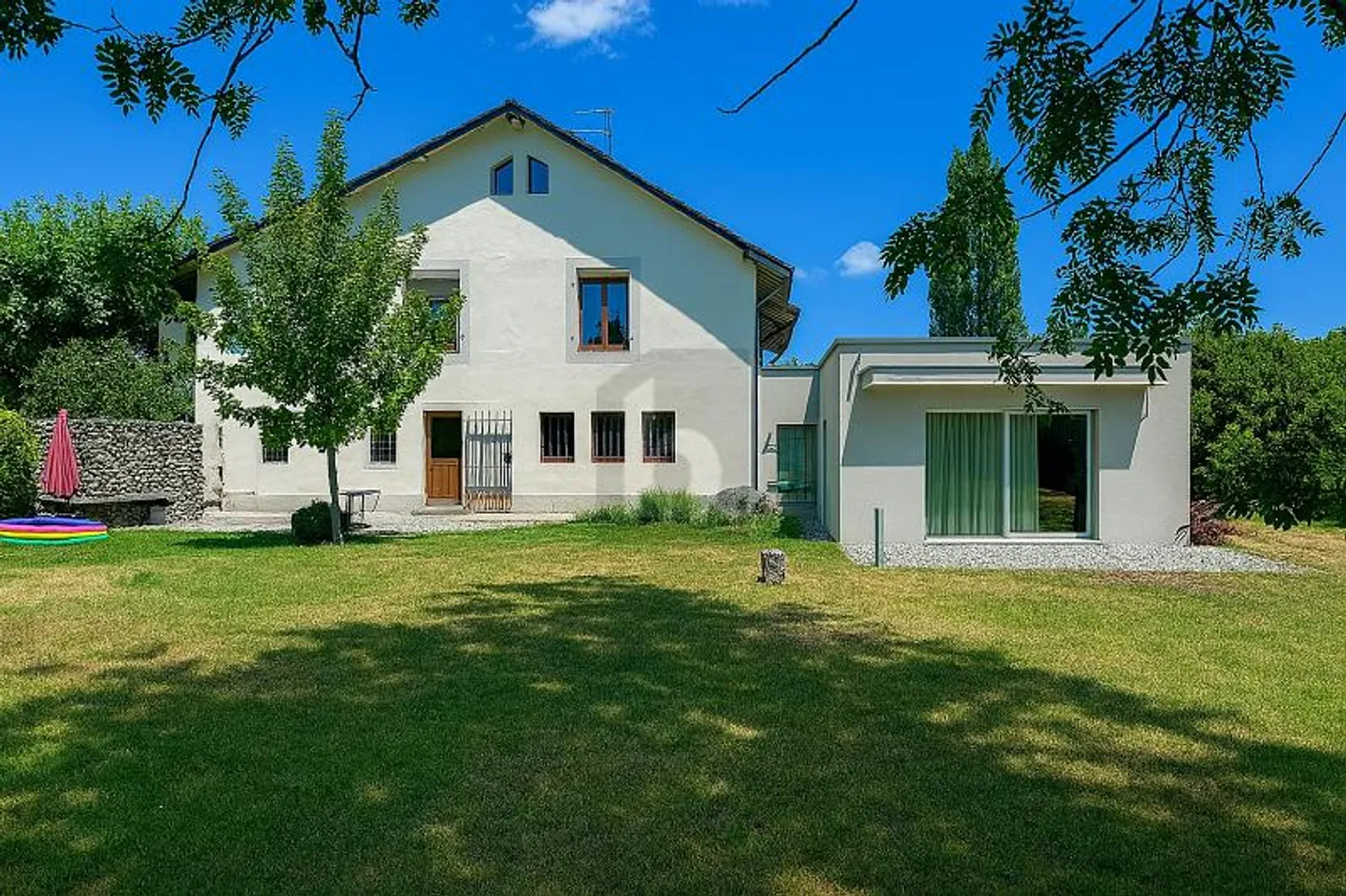 RHEINUFER: CASA A SCHIERA RAPPRESENTATIVA - Foto 2 di 4