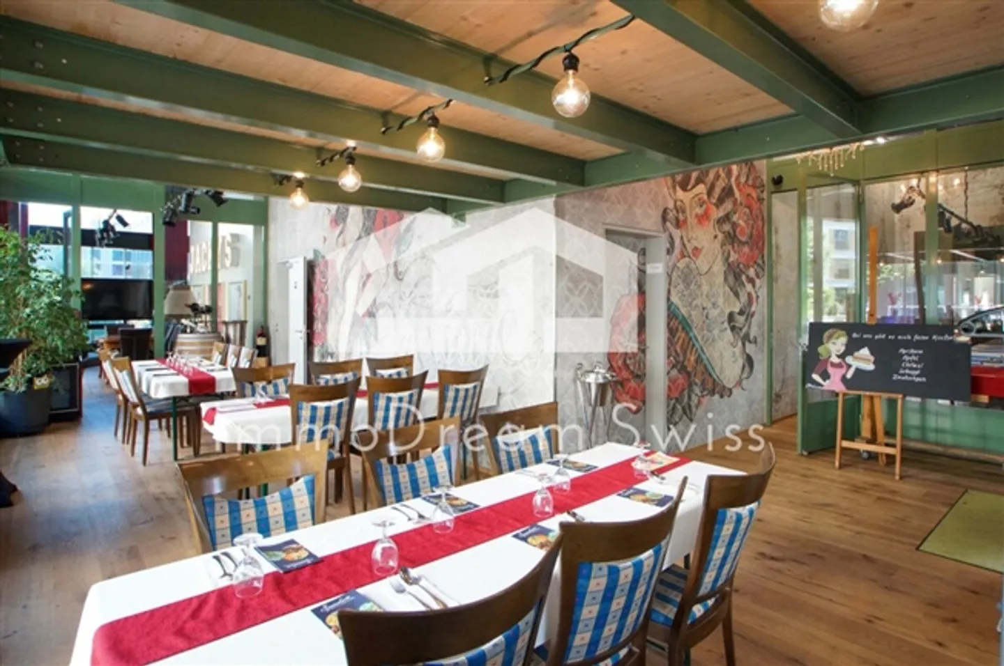 Ristorante attraente in posizione privilegiata, con grande terrazza, oltre a un altro spazio commerciale separato - Foto 7 di 13