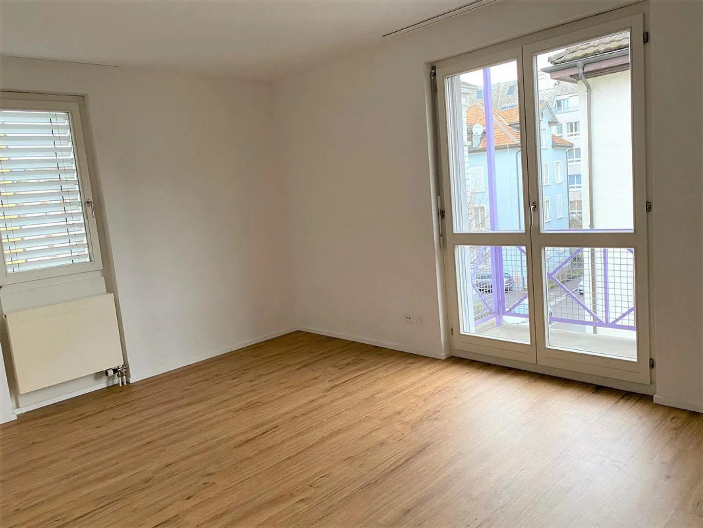 Appartement 2,5 pièces au 1er étage avec ascenseur - Photo 1 sur 11