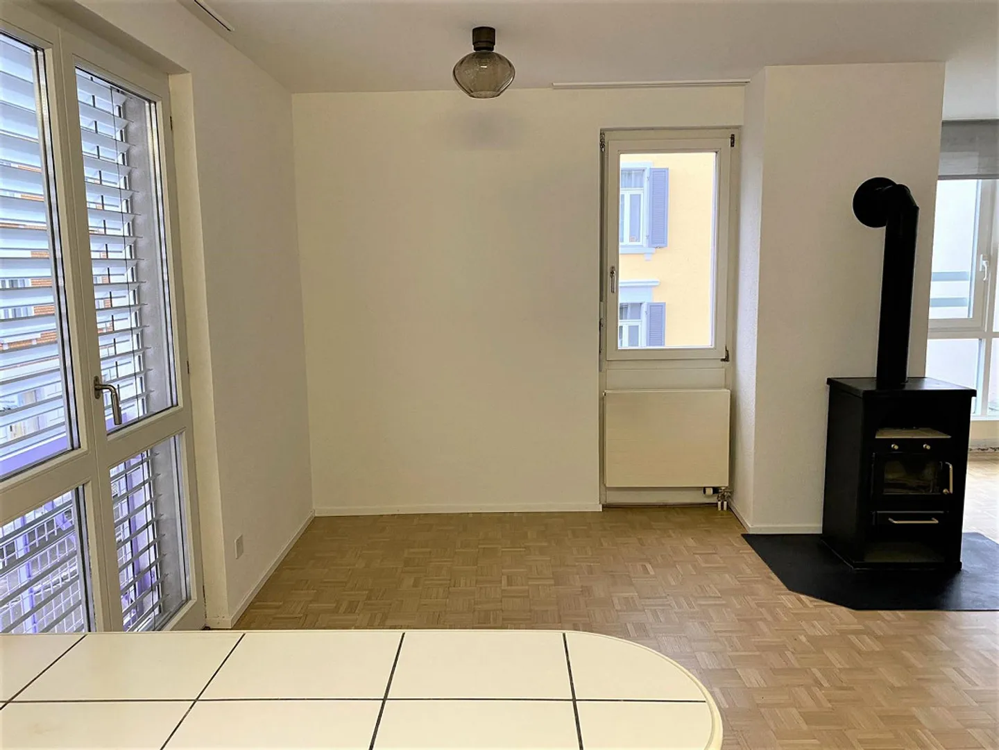 Appartement 2,5 pièces au 1er étage avec ascenseur - Photo 5 sur 11