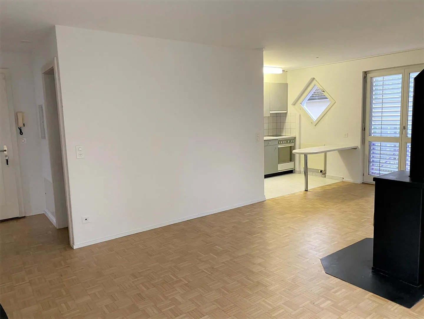 Appartement 2,5 pièces au 1er étage avec ascenseur - Photo 6 sur 11