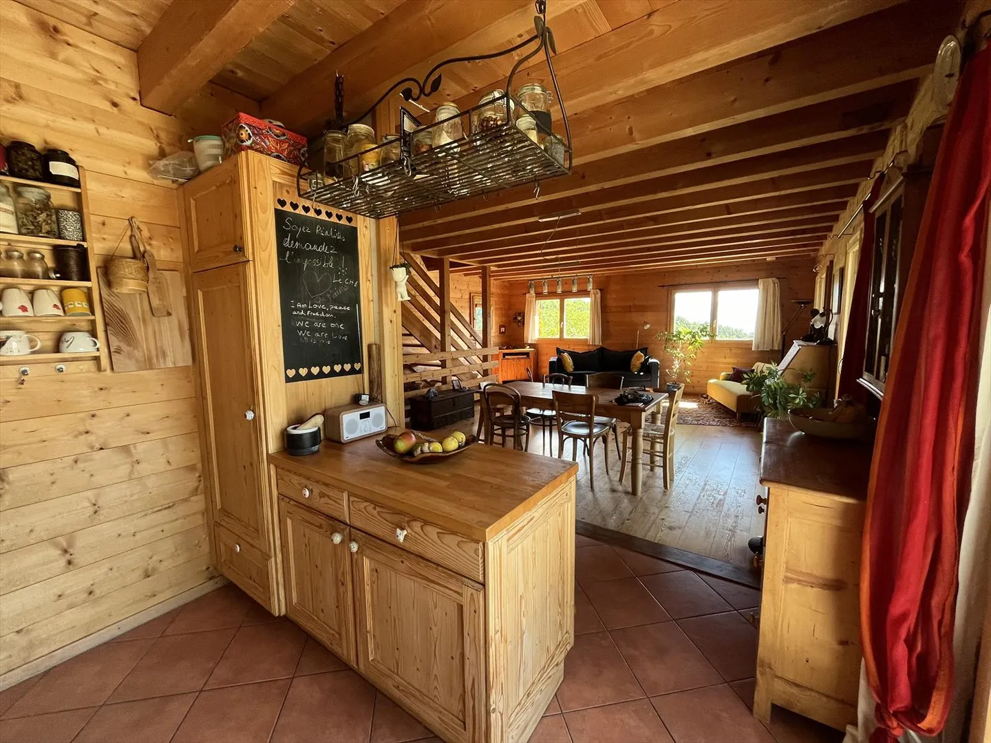 Superbe chalet de 5.5 pièces avec vue panoramique sur les Alpes - Photo 4 sur 12