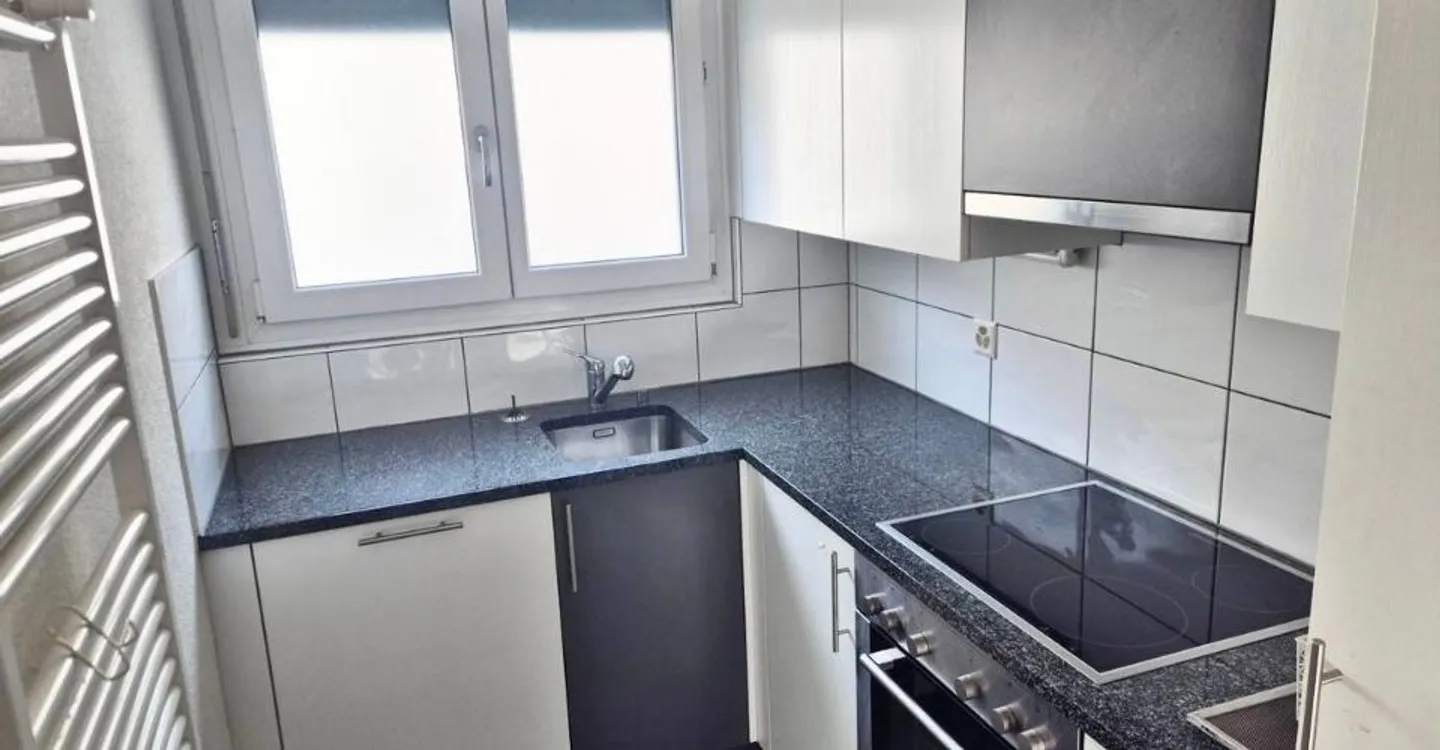 Bell'appartamento di 3 stanze - Foto 4 di 6