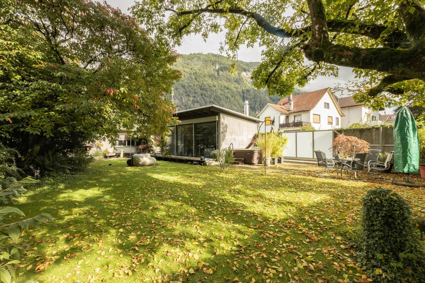 Casa unifamiliare situata in una zona tranquilla ma centrale a Interlaken - Foto 10 di 11