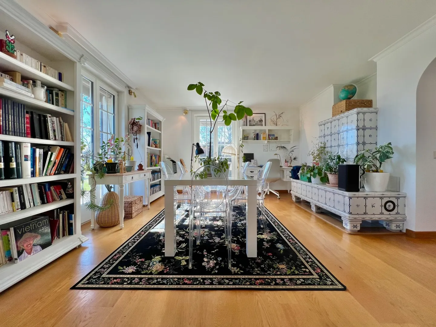 Charming property, grand panorama, absolute elegance on 420 m2 - Photo 7 of 13