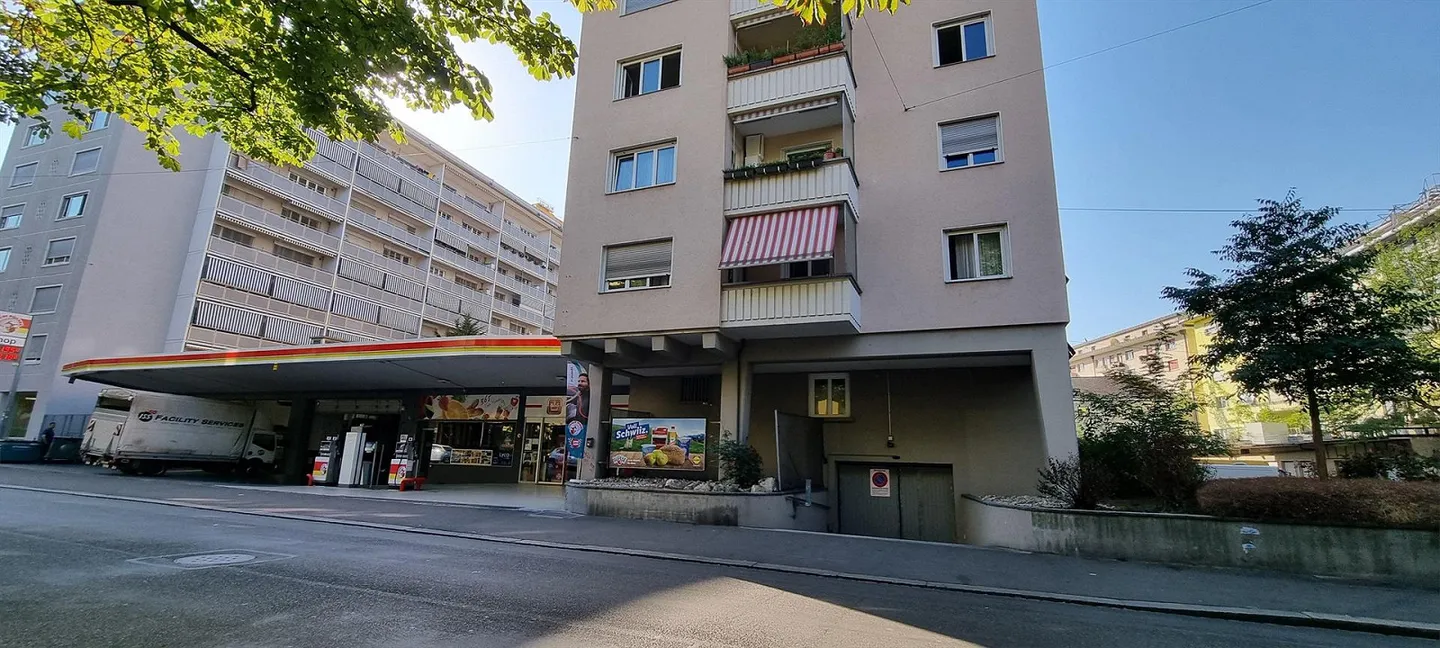 Garagenplatz für Mofa/Motorrad in Basel, Rappoltshof - zentral mieten - Photo 1 sur 6