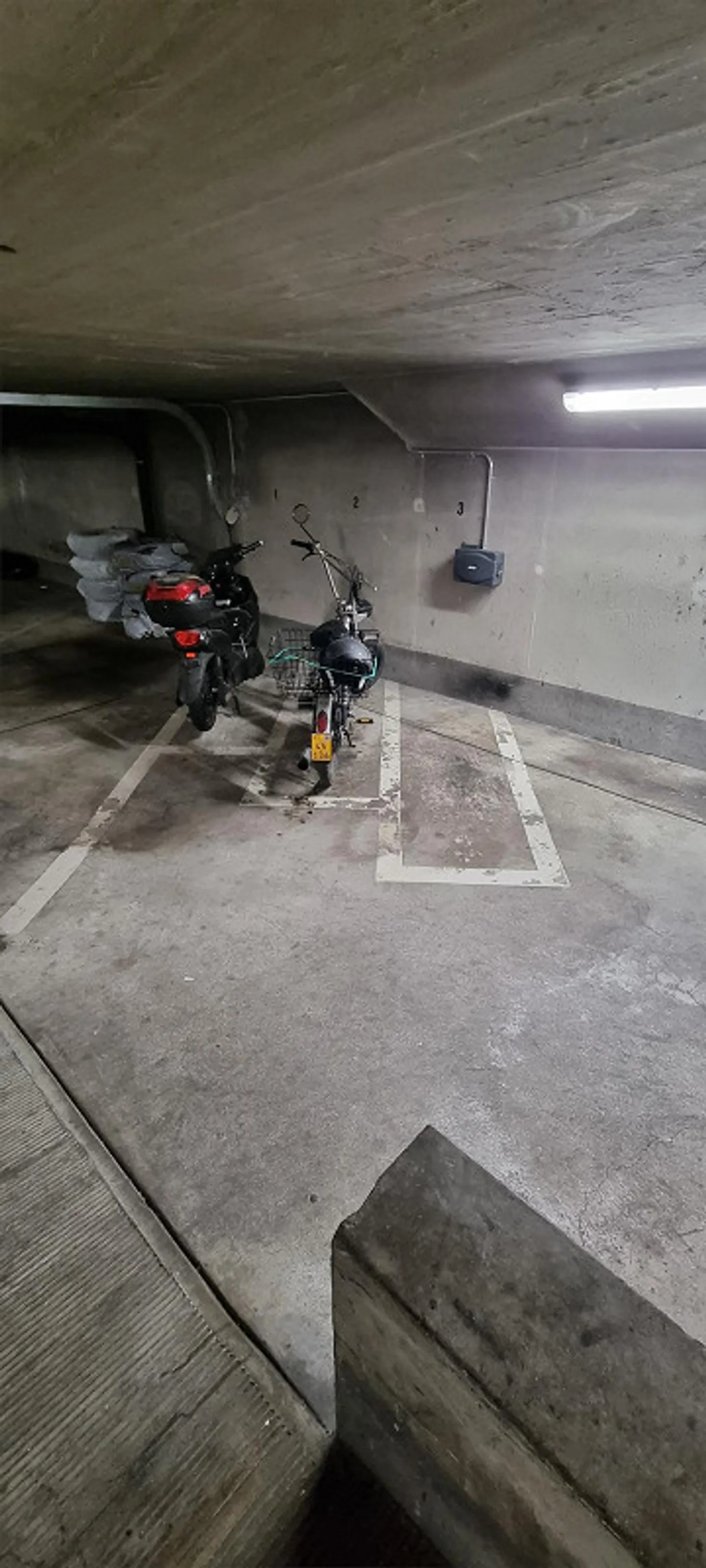 Garagenplatz für Mofa/Motorrad in Basel, Rappoltshof - zentral mieten - Photo 4 sur 6