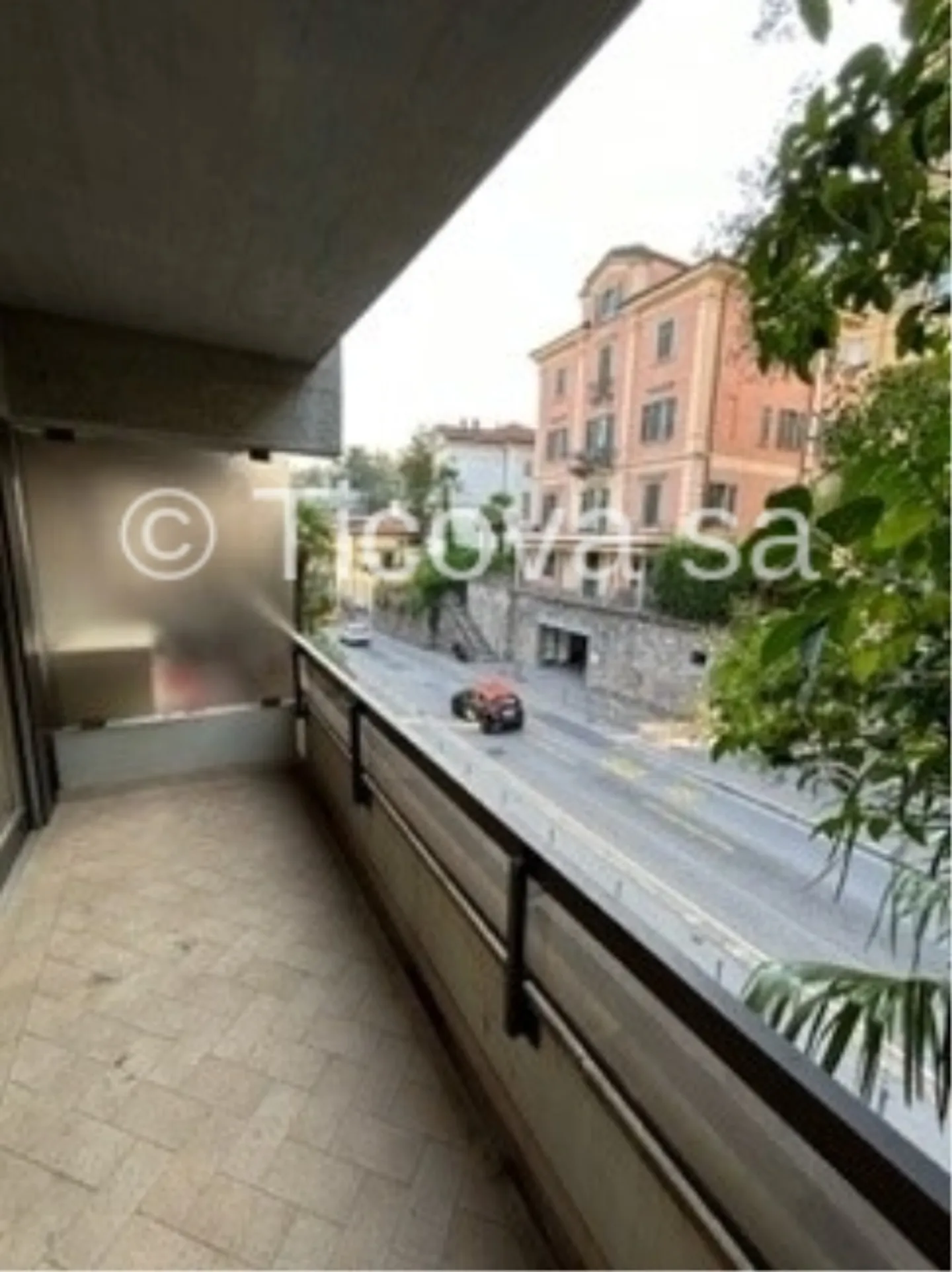 Lugano in pieno centro, 1.5 locali luminoso - Foto 1 di 6