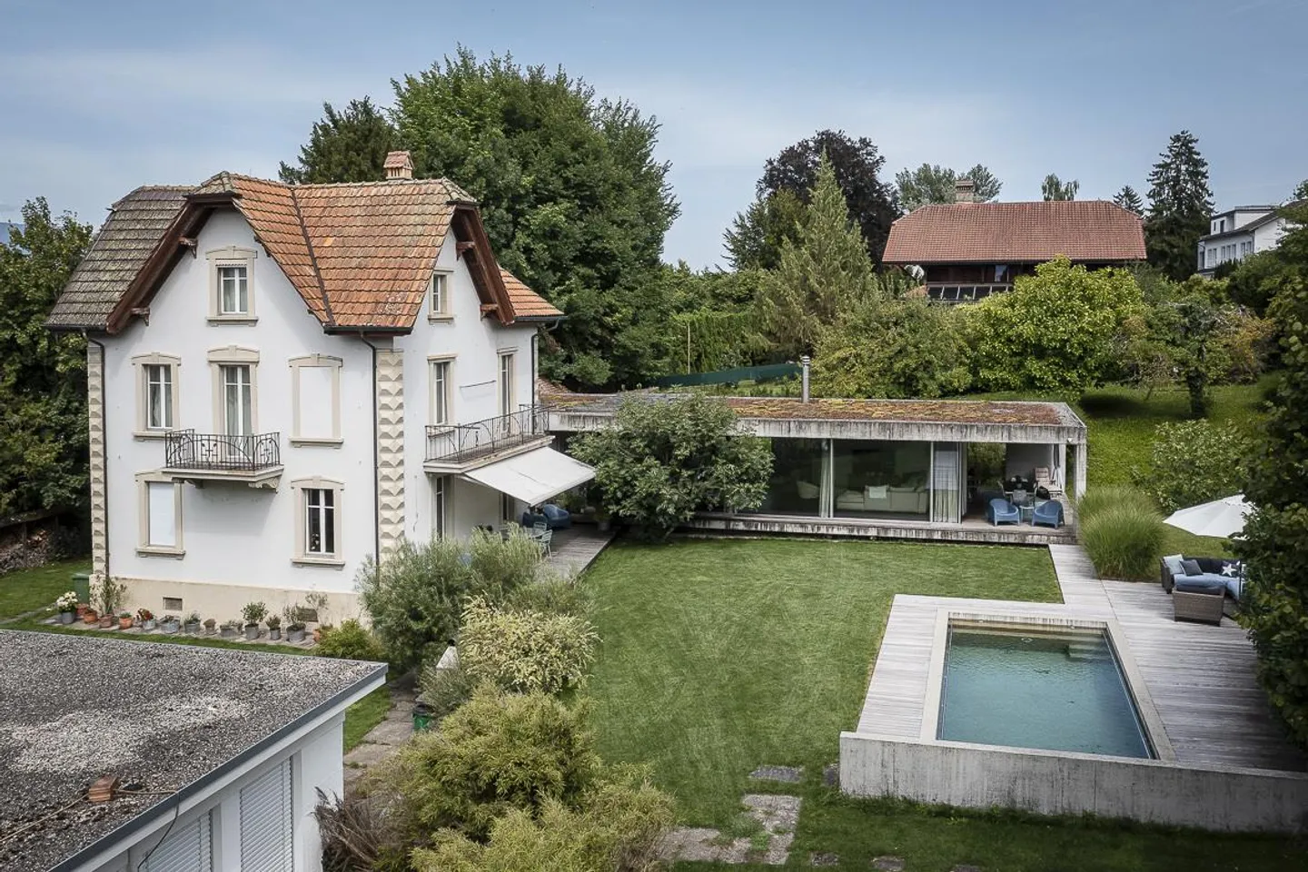 Historischer Charme trifft zeitlose Eleganz - Foto 1 von 11