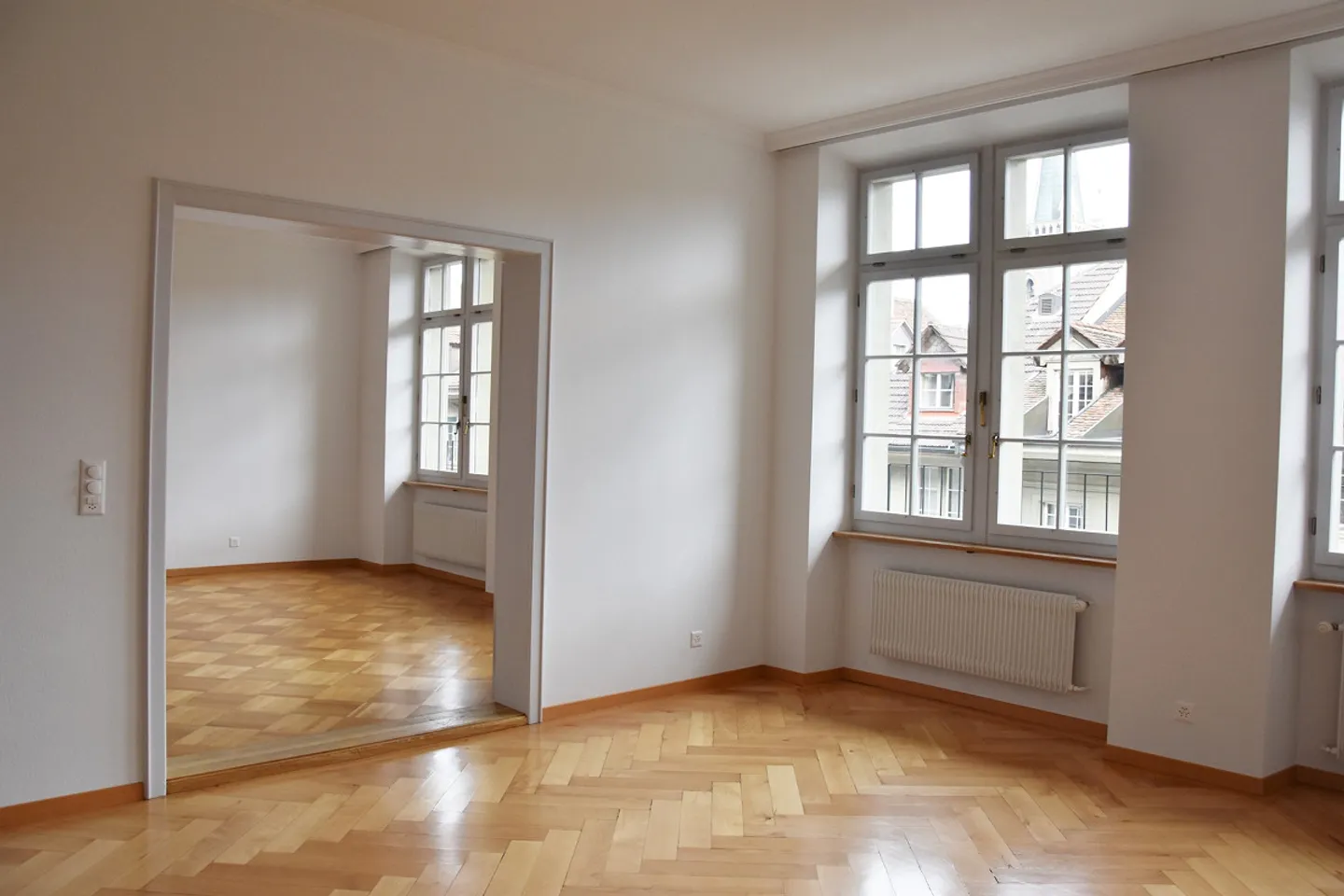 Appartement exclusif de 5 pièces avec terrasse sur le toit dans la vieille ville de Berne - Photo 3 sur 30