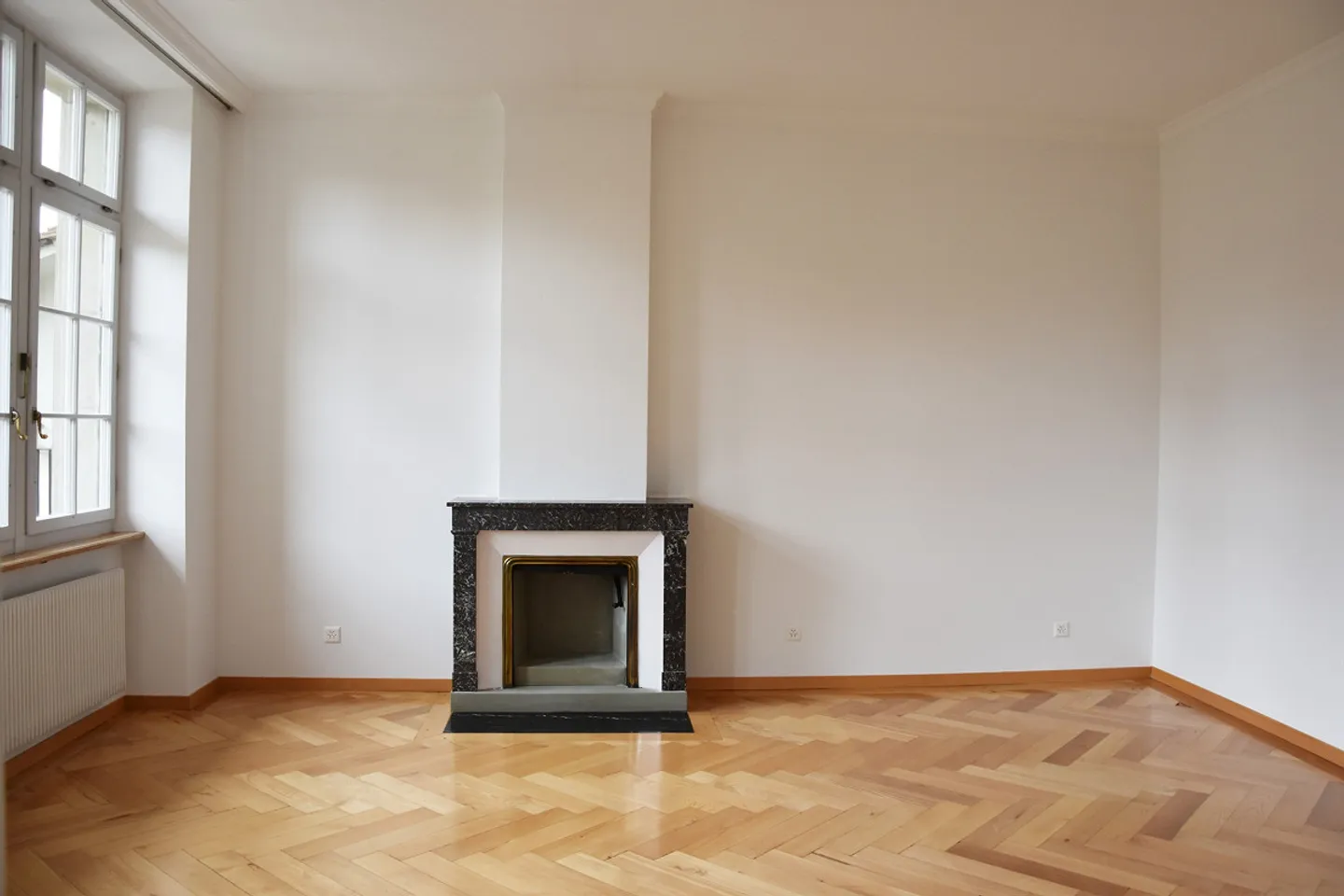 Appartement exclusif de 5 pièces avec terrasse sur le toit dans la vieille ville de Berne - Photo 1 sur 30