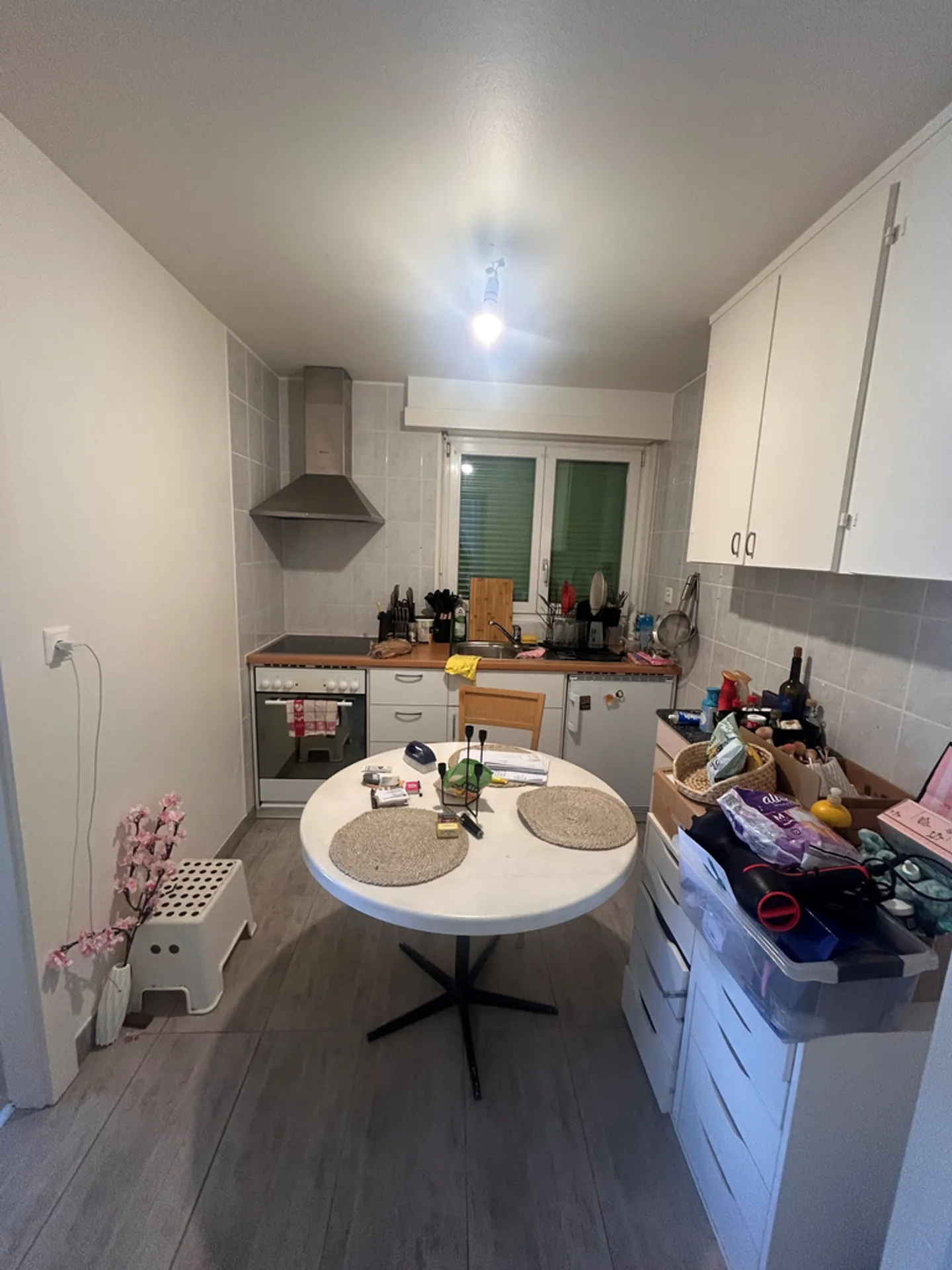 Bright 2.5 rooms on the 1st floor - Photo 4 of 6