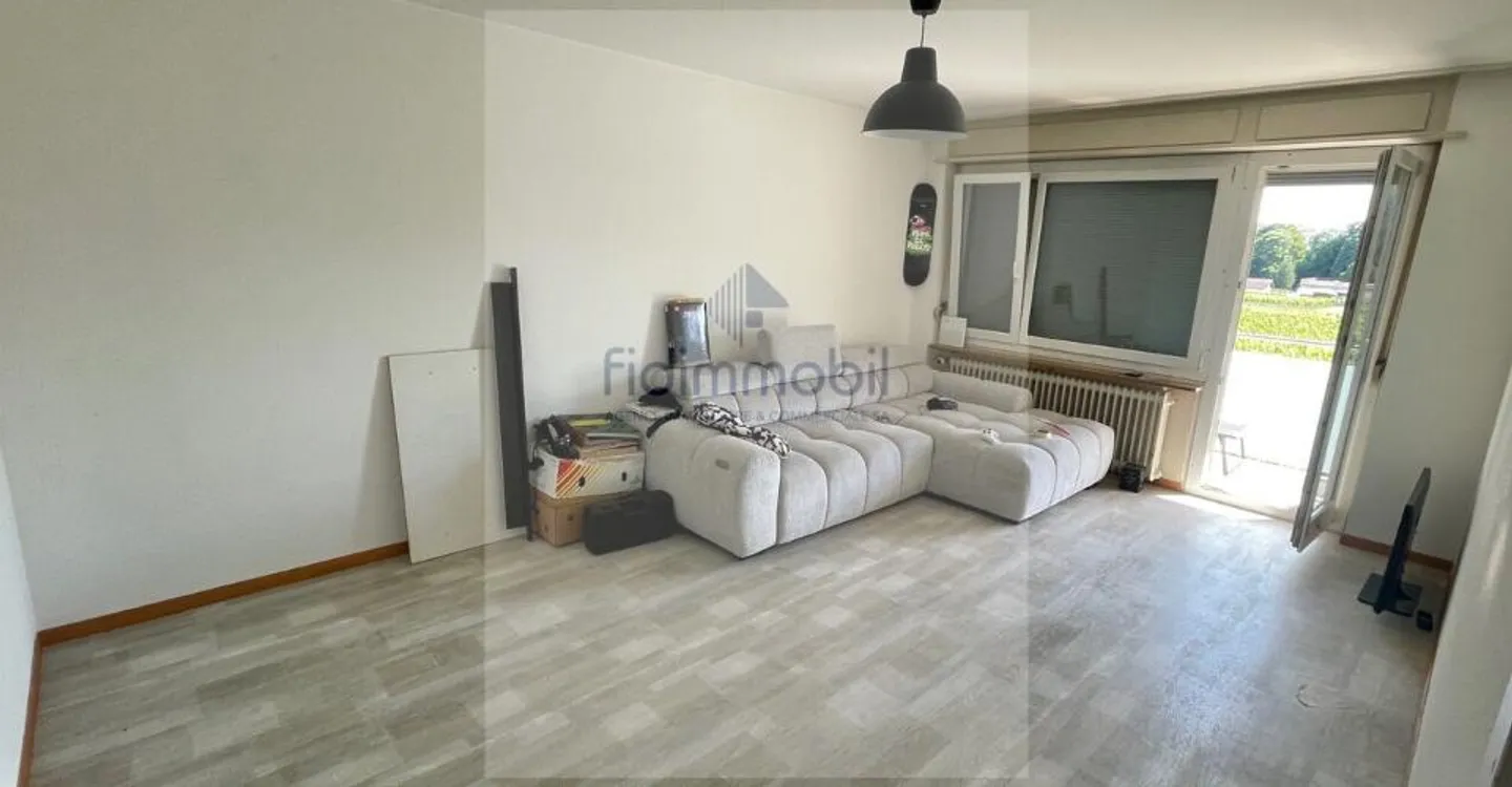 Appartement Charmant avec Balcon - Photo 3 sur 6