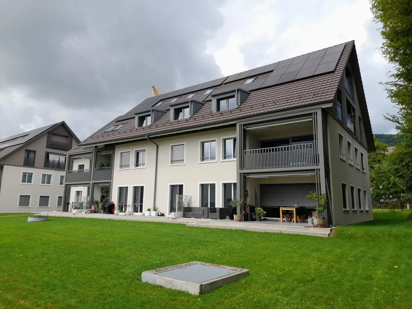Charmante Wohnung mit grossem Balkon - Foto 1 von 6