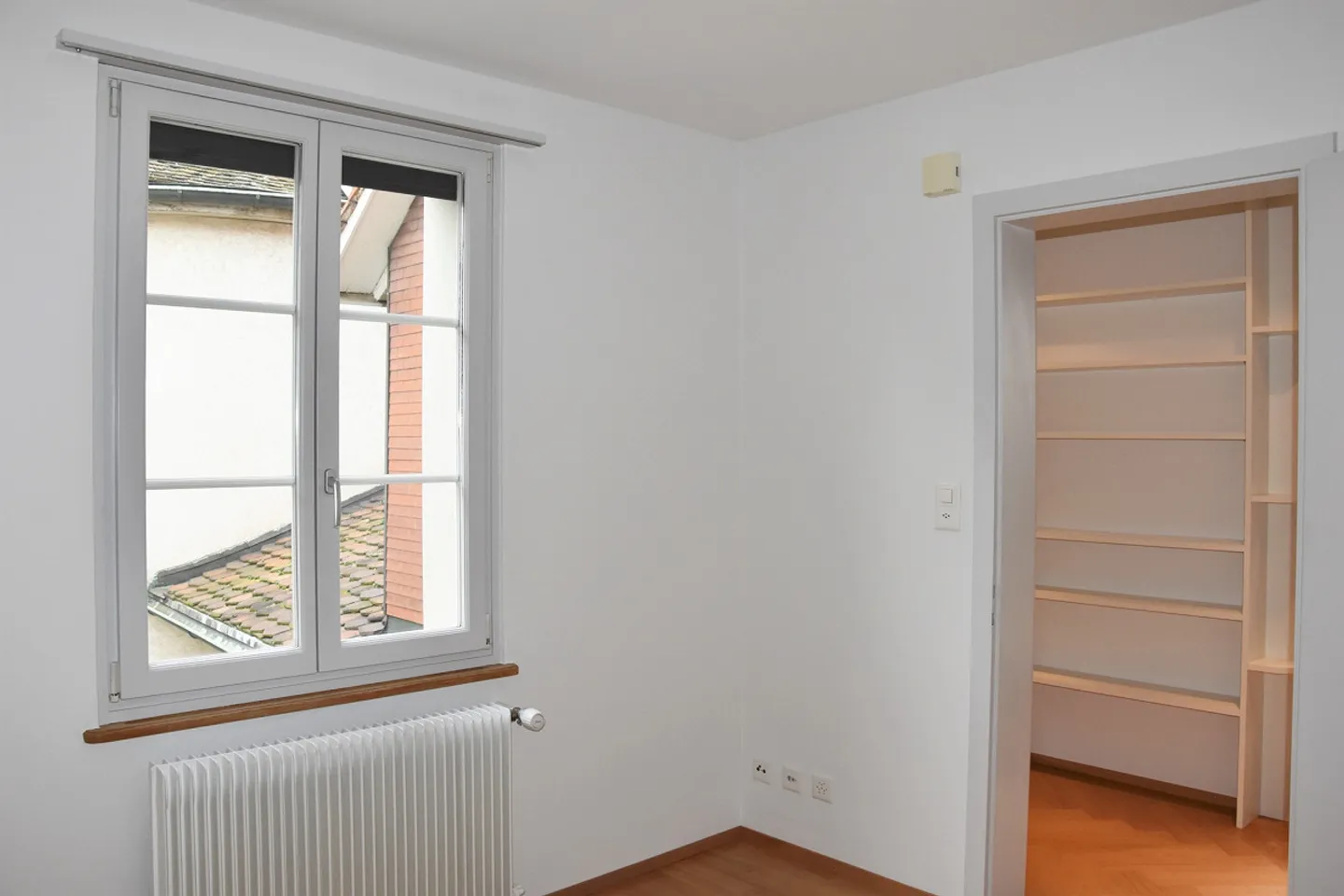 Appartement exclusif de 5 pièces avec terrasse sur le toit dans la vieille ville de Berne - Photo 22 sur 30