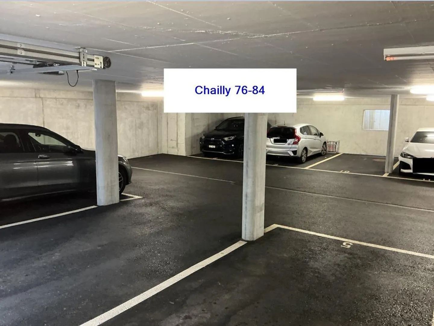 Parking space in 3 underground parking lots at Route de Chailly 76-110 - Photo 1 of 4