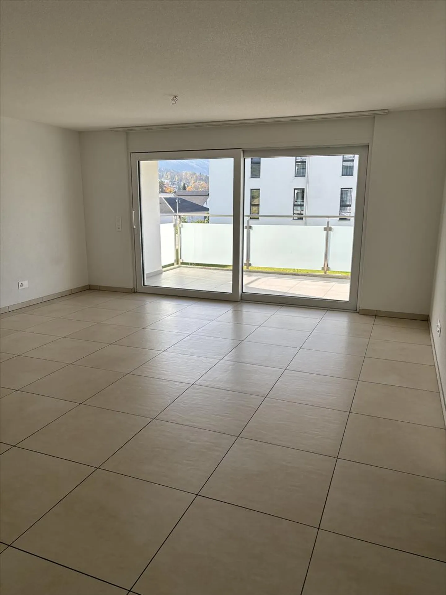 In a recent building - 2.5 room apartment for rent on the 1st floor - Photo 6 of 11