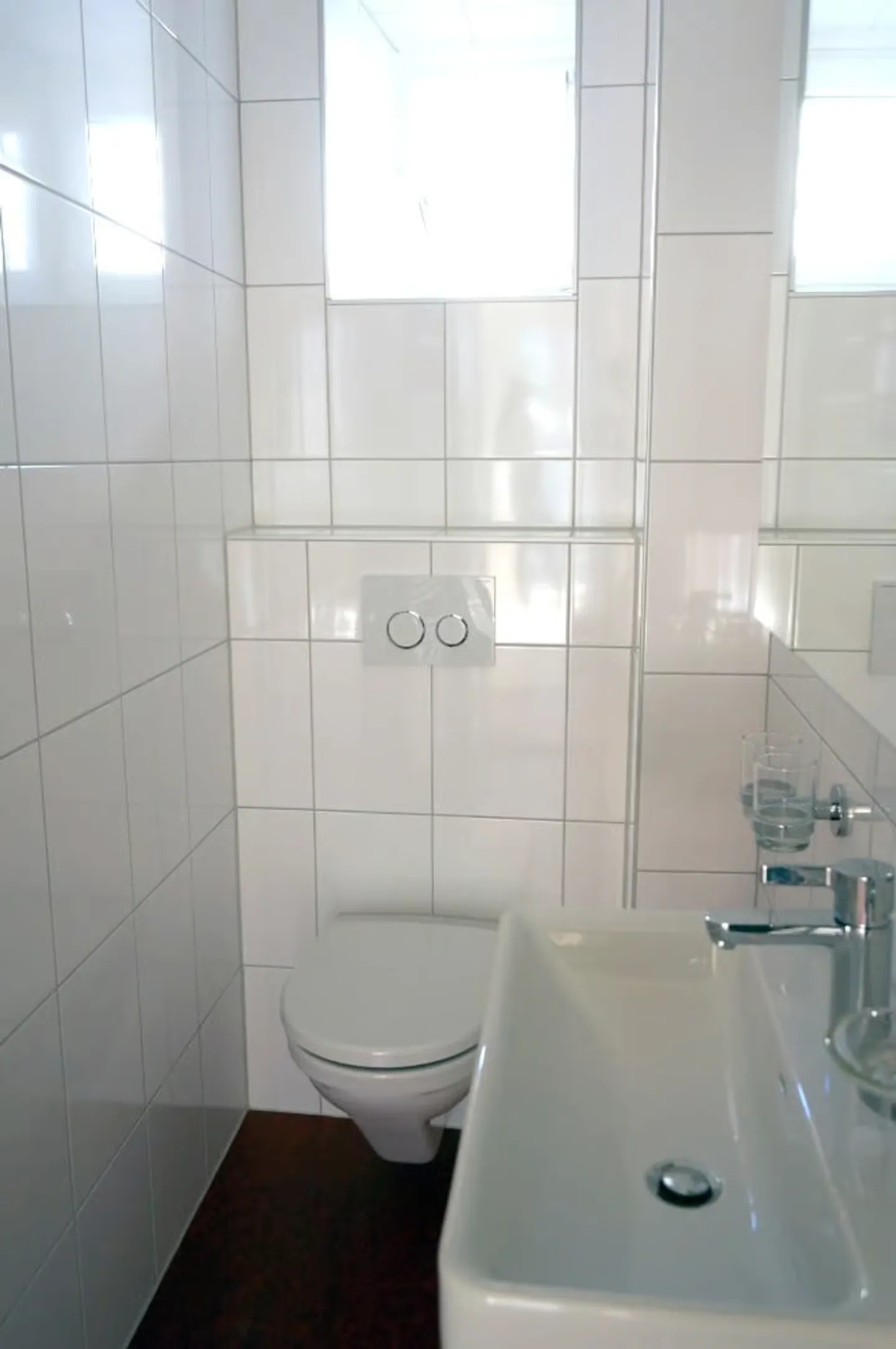 Appartement ancien rénové de 3 pièces avec balcon - Photo 12 sur 13