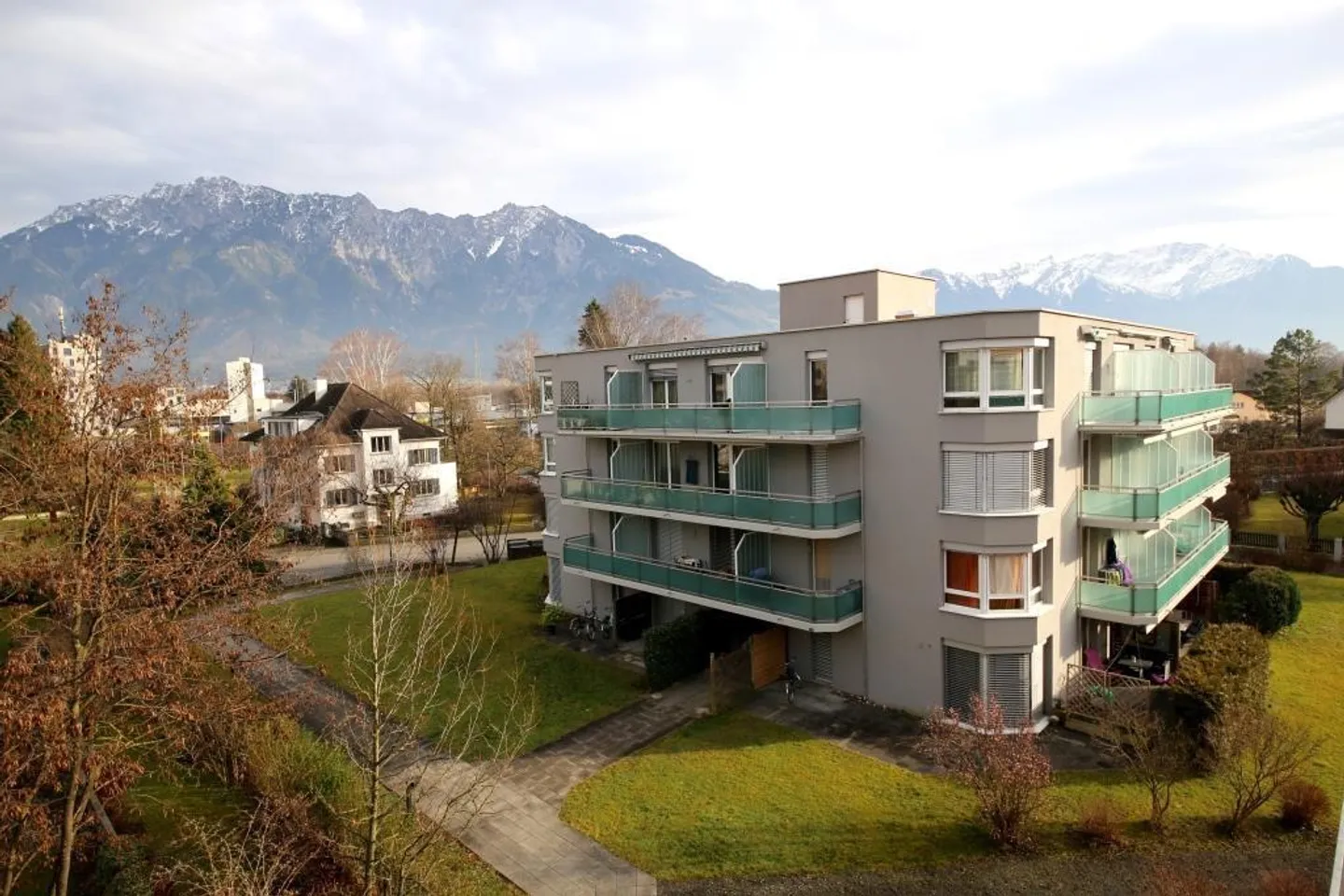 Posto auto in affitto vicino al centro! - Foto 3 di 3