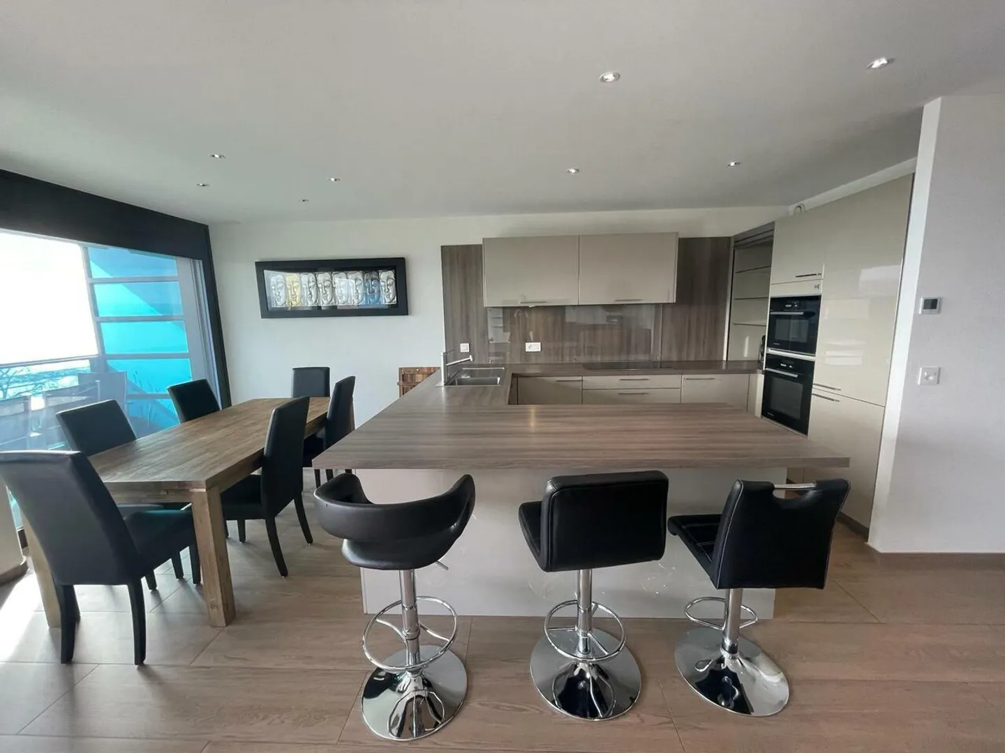 Appartement Éblouissant avec Terrasse - Photo 5 sur 11