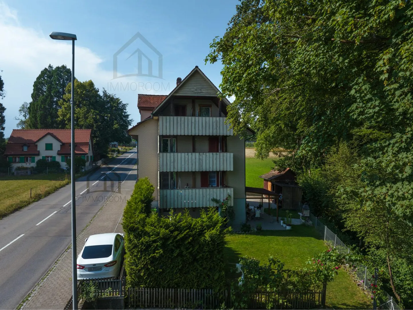 Charmantes Mehrfamilienhaus - Foto 3 von 18