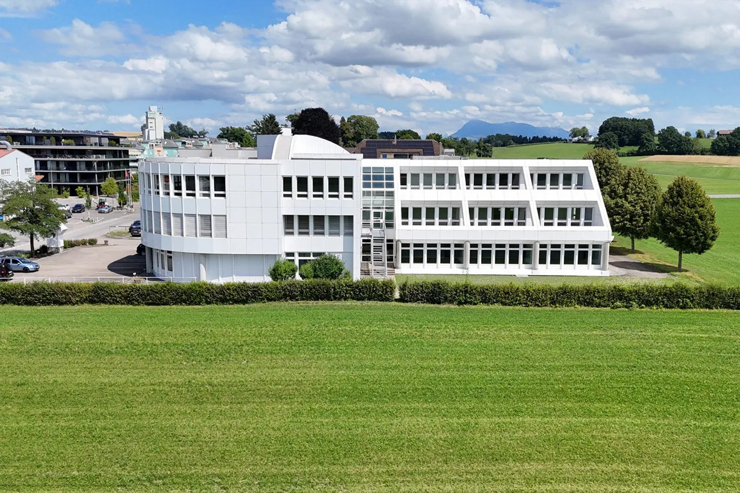 Espace pour le succès et la croissance ! - Photo 1 sur 13