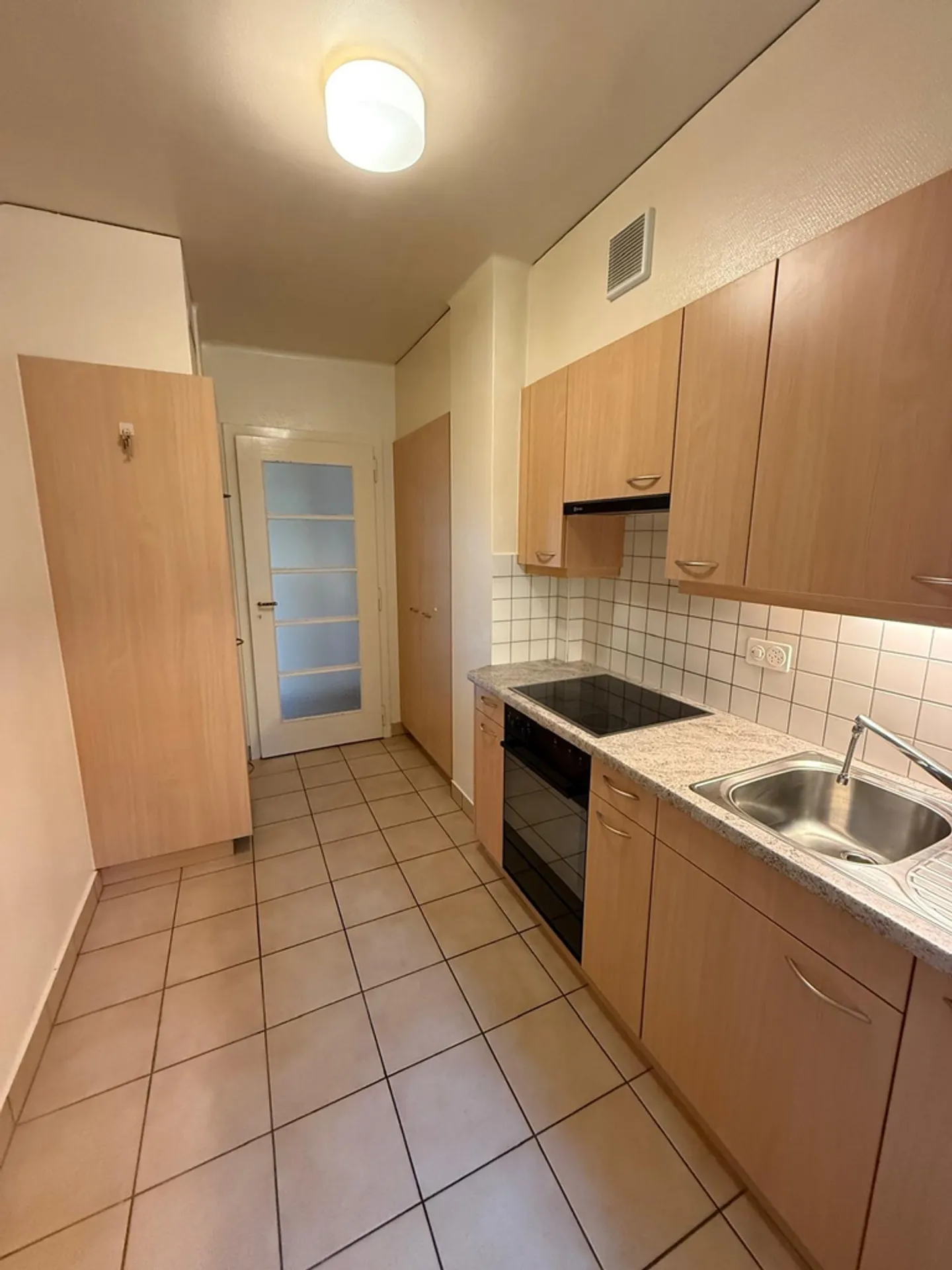 2-room apartment - Photo 3 of 6
