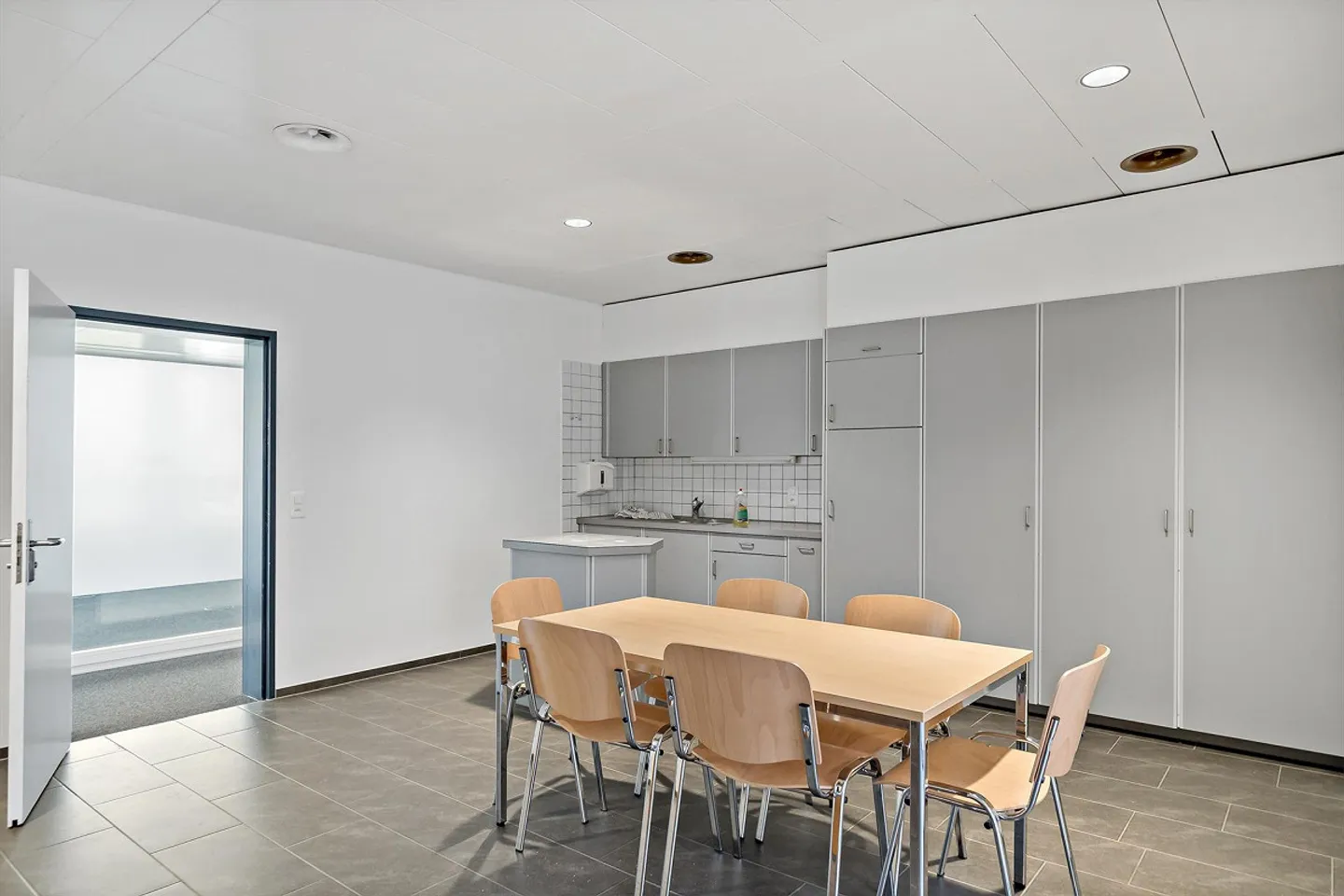 Espace pour le succès et la croissance ! - Photo 12 sur 13