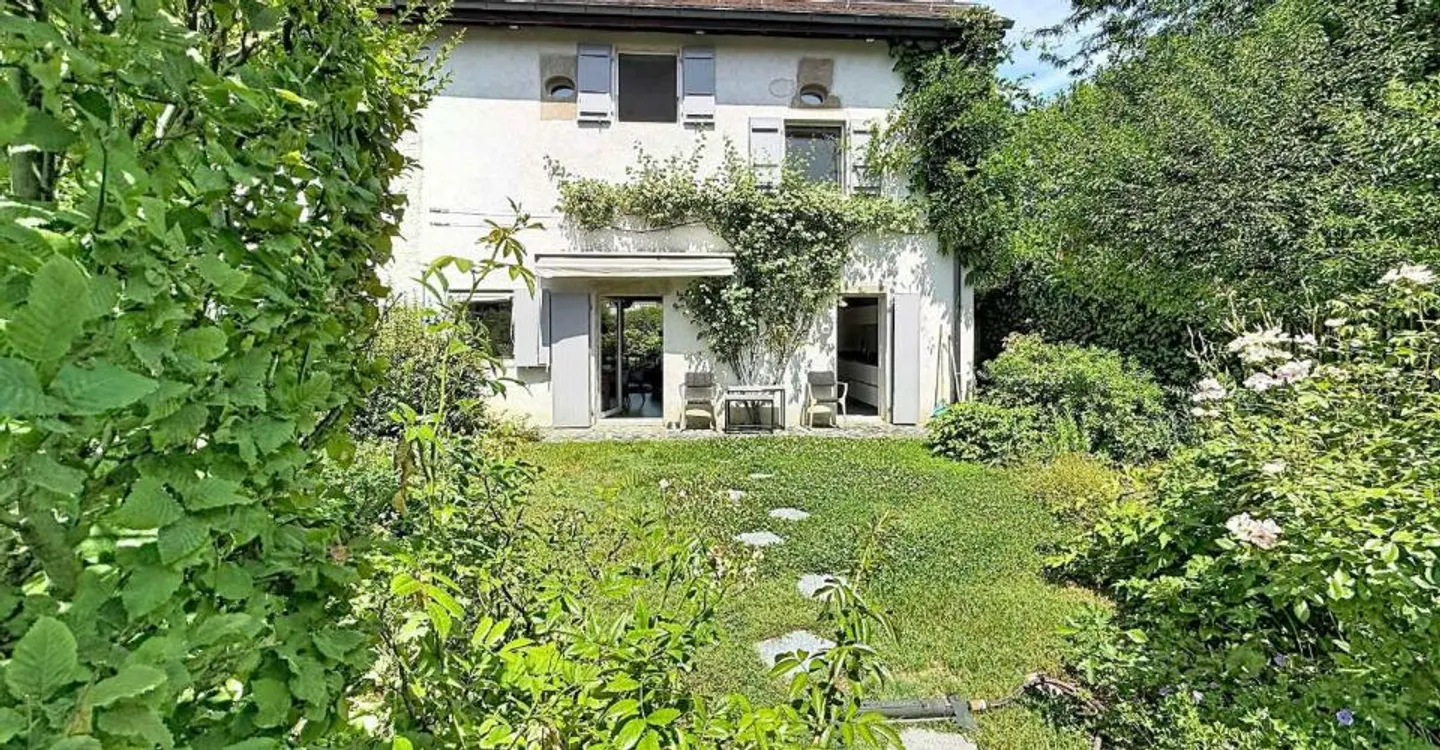 Maison villageoise de 7,5 pièces avec jardin à Aire-la-Ville - Foto 11 von 11
