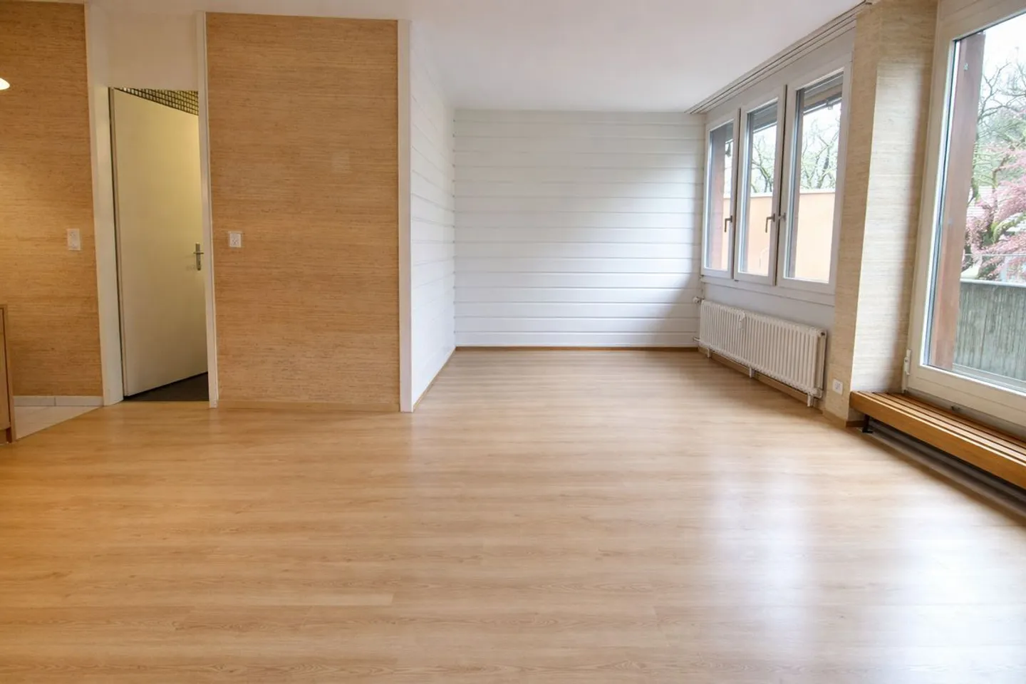 Appartamento di 4,5 stanze con un potenziale di sviluppo attraente a Riehen - Foto 5 di 13
