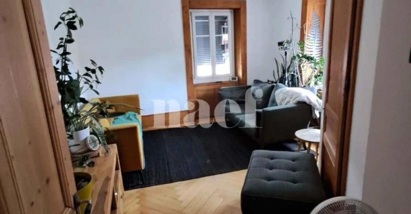 Spacious and bright 6.5-room duplex with communal garden - Photo 1 of 12