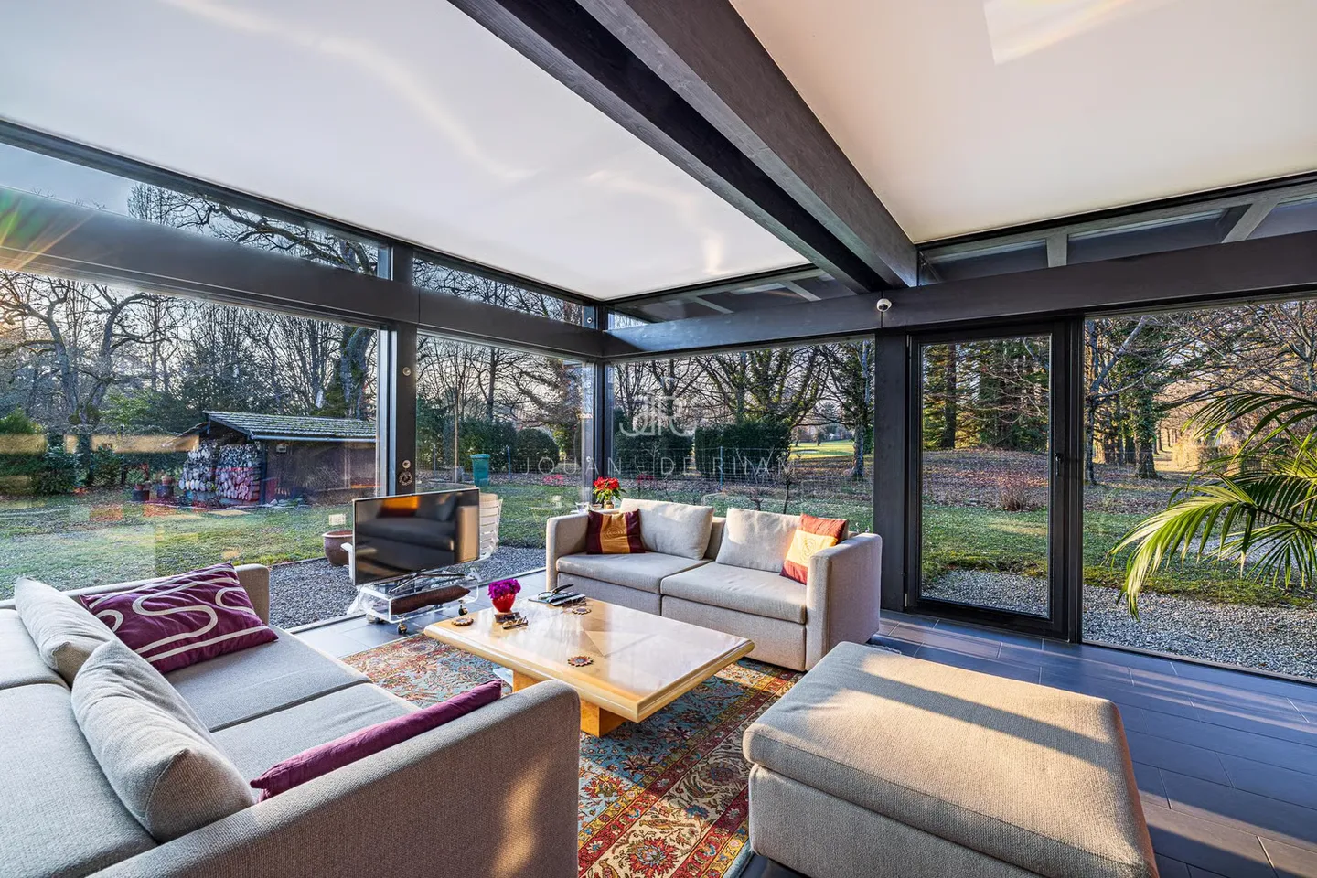 Superbe maison lumineuse en bordure du Golf Club de Genève - Photo 3 sur 9
