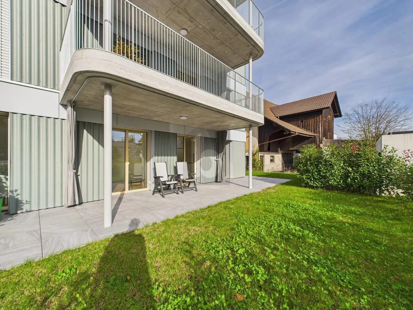 NEUBAU MIT SONNIGER TERRASSE! - Foto 1 von 6