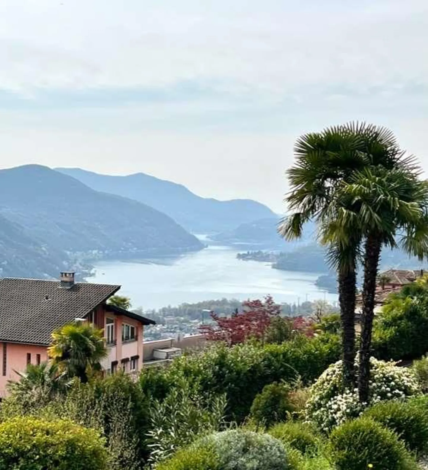 Magnifico appartamento di 4,5 stanze con vista su tre laghi - Foto 5 di 13