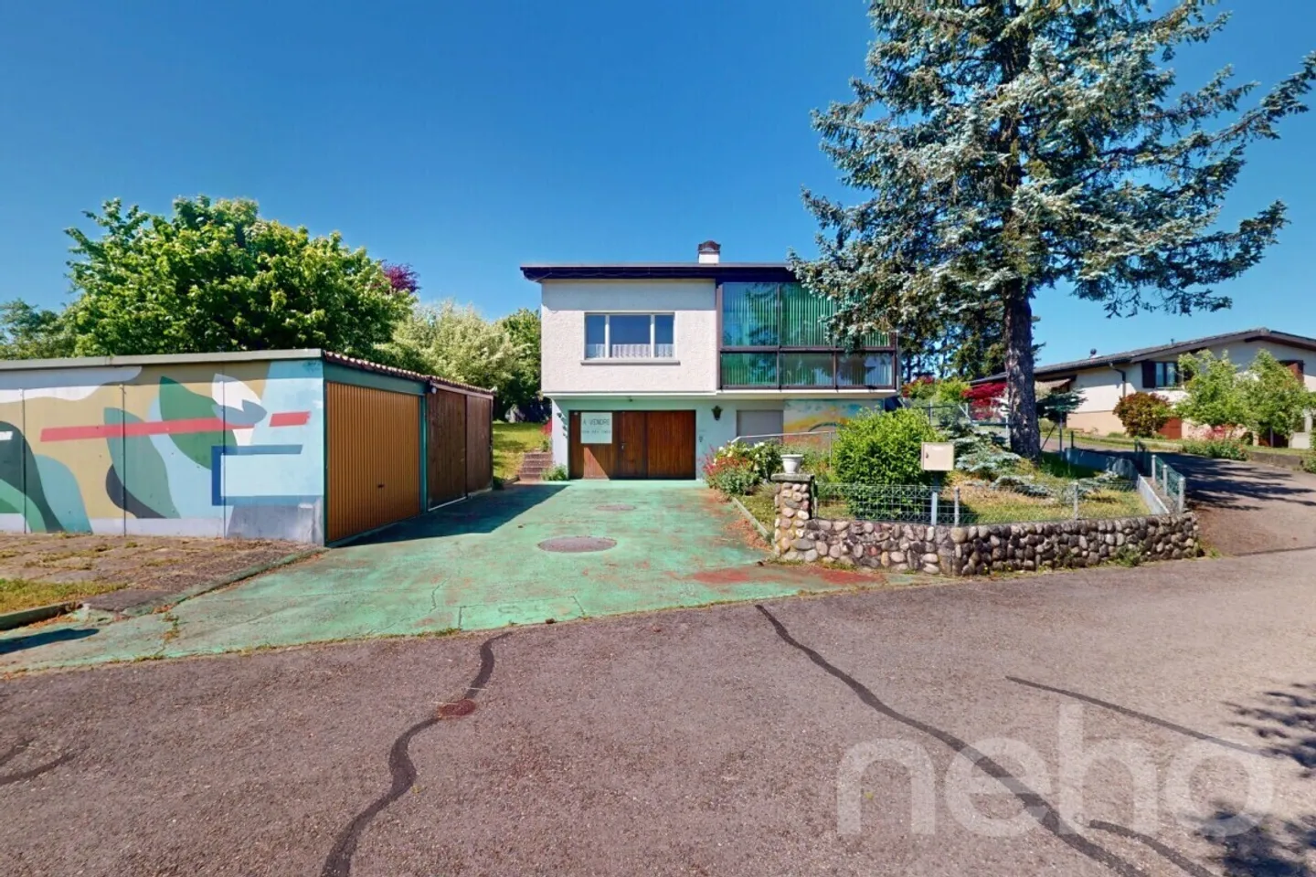 Belle maison familiale avec 6,5 pièces, jardin et vue imprenable ! - Photo 2 sur 13
