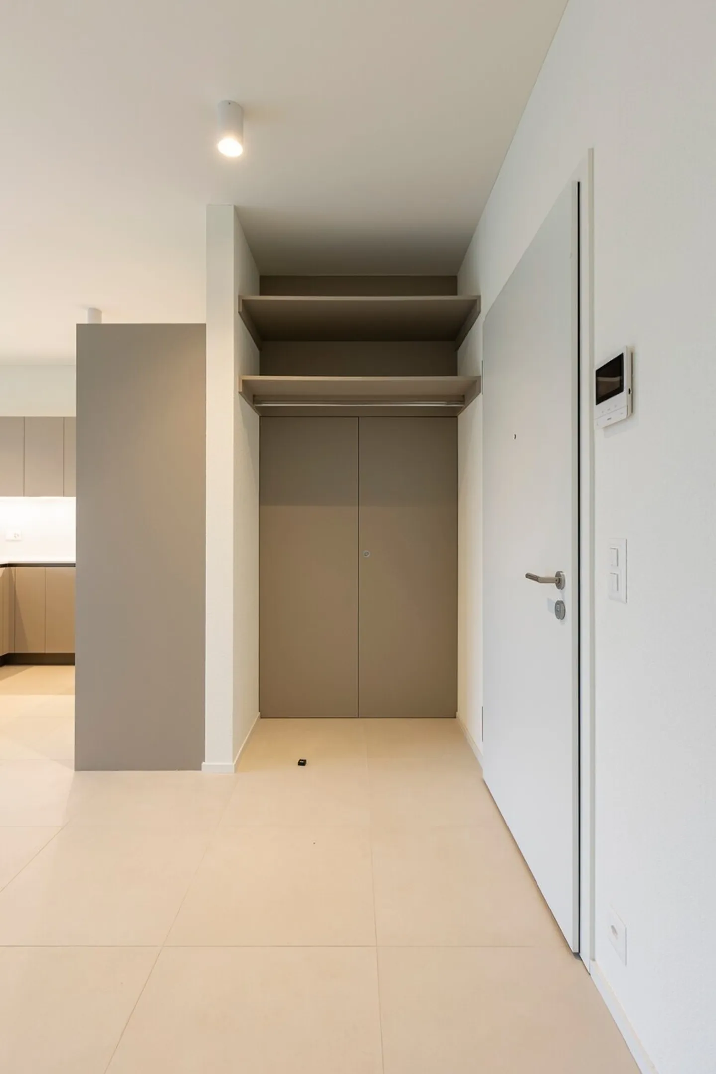 RESIDENZA HEDERA - PRIMA LOCAZIONE DI APPARTAMENTI MODERNI A TENERO-CONTRA - Foto 7 di 13