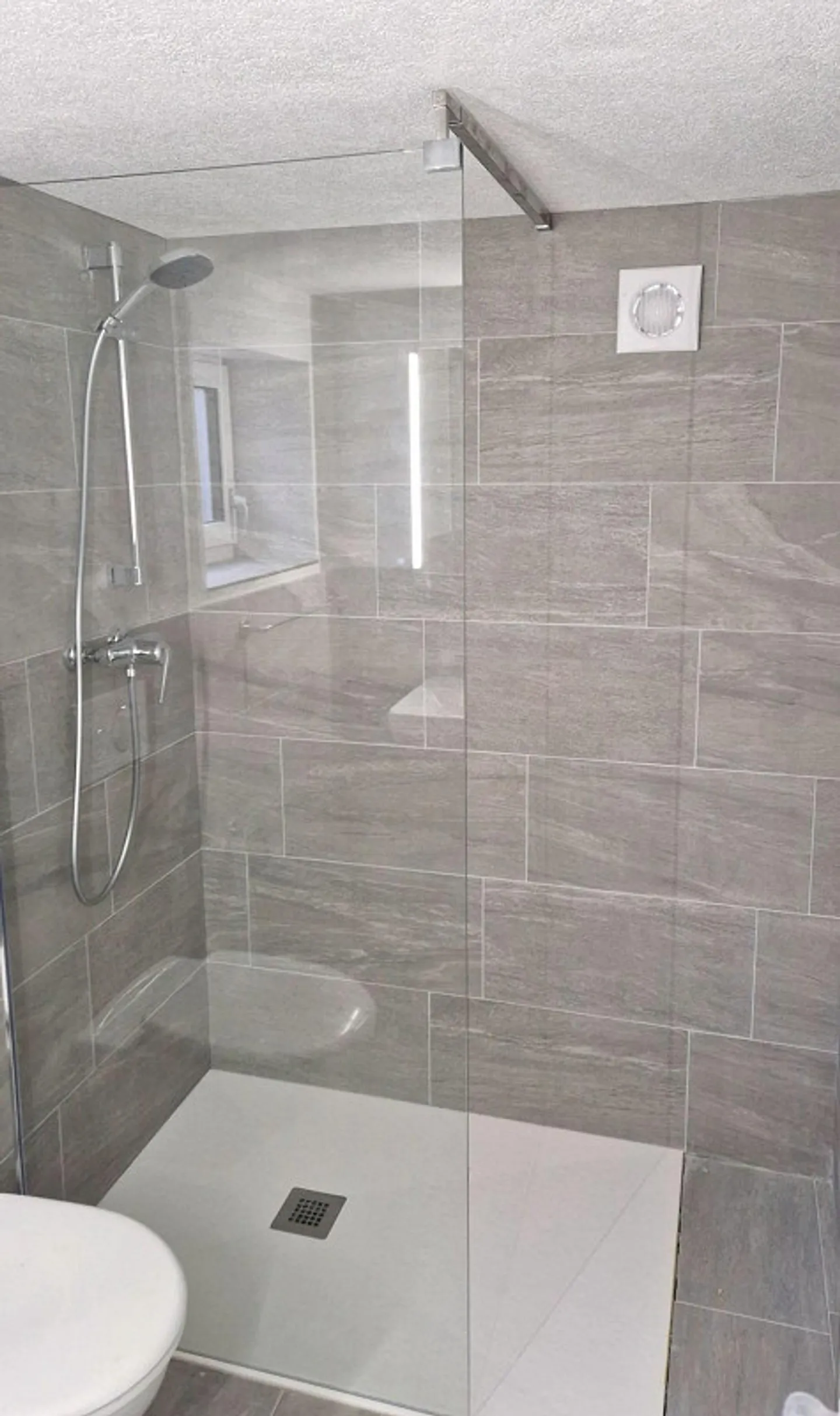 Prima occupazione dopo ristrutturazione - Foto 5 di 8