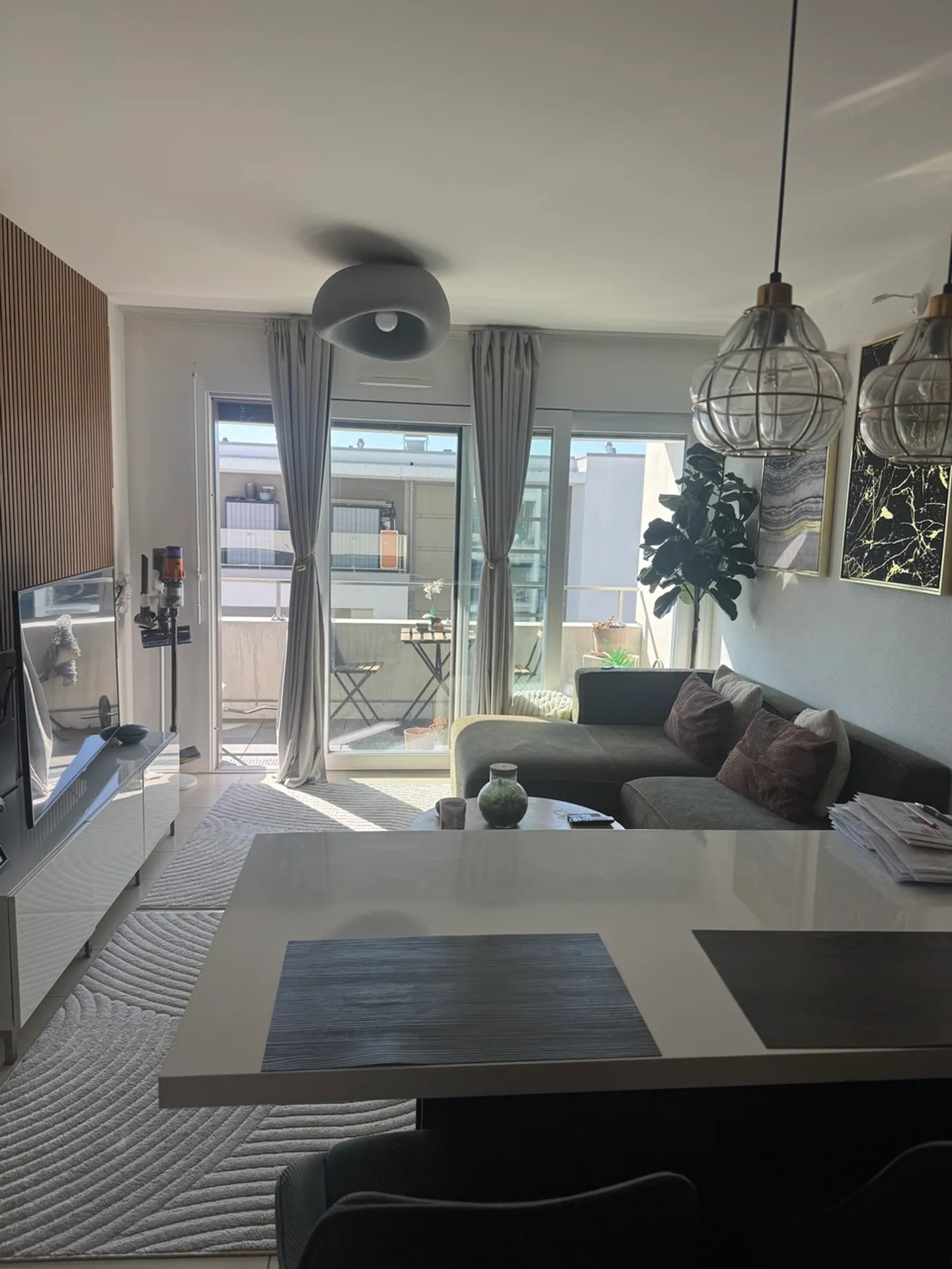 In affitto - Appartamento 2,5 locali al 2° piano con balcone - Foto 3 di 11