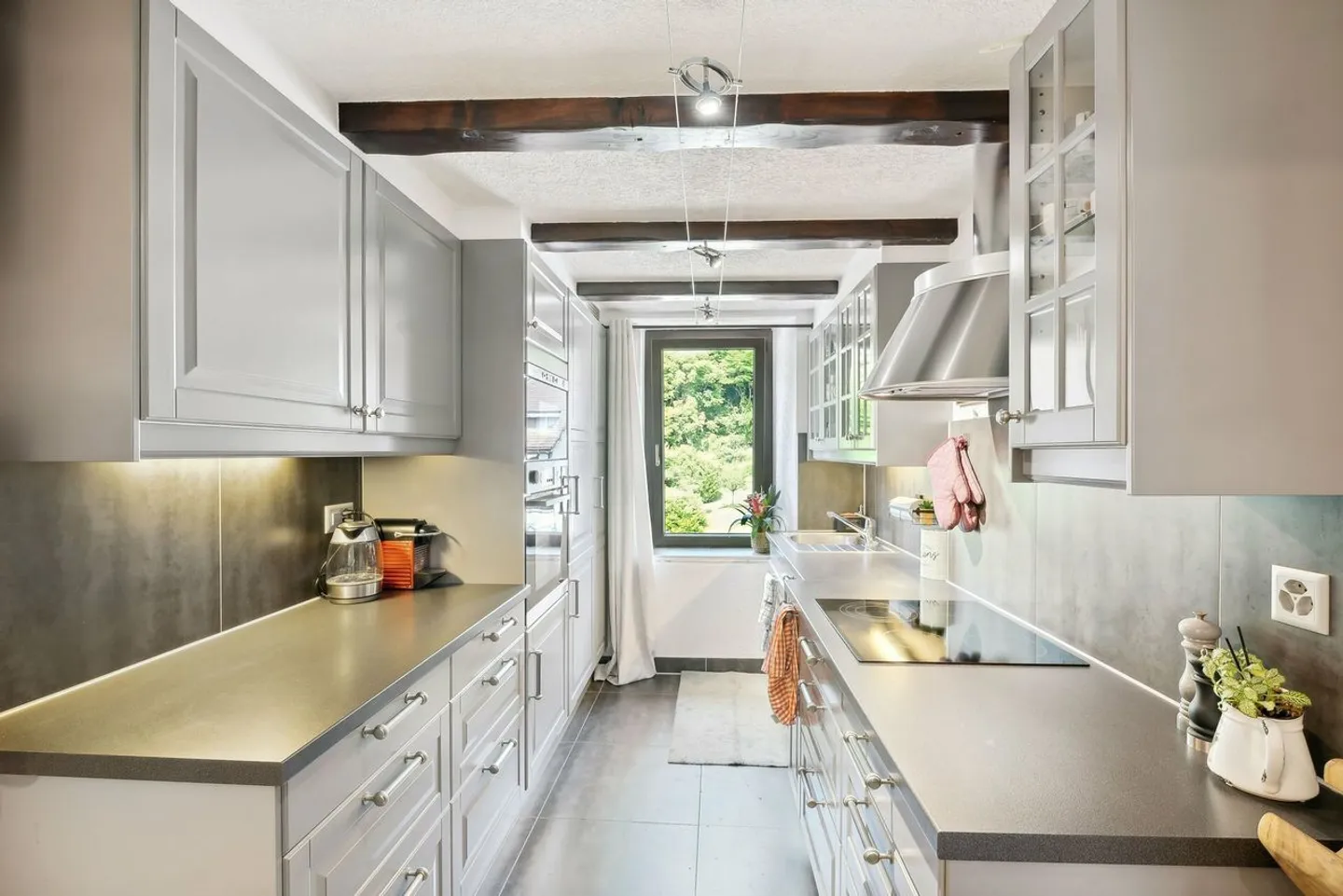 5-room duplex in historic building in the city center - Photo 2 of 13