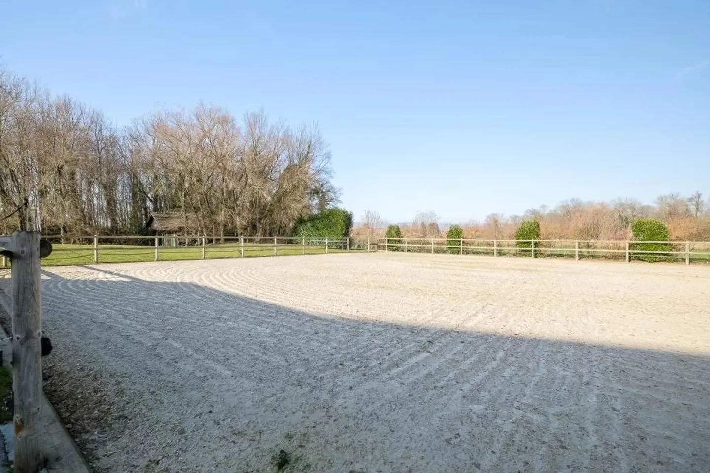 Elegante Tenuta Equestre a Ginevra - Foto 5 di 8