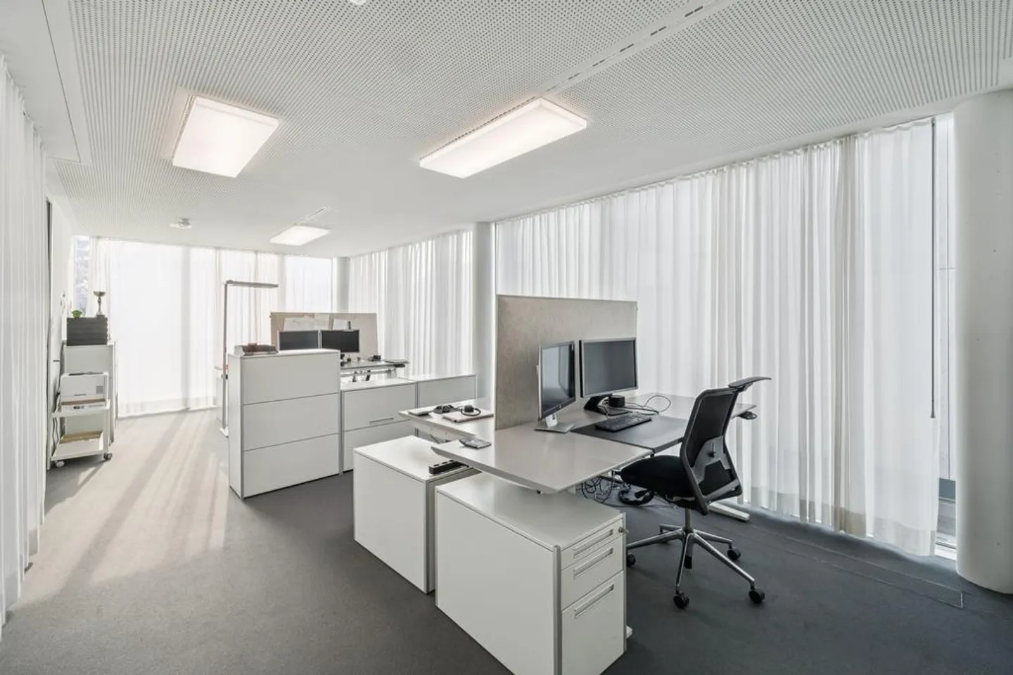 Uffici altamente sviluppati in posizione centrale - Foto 6 di 11