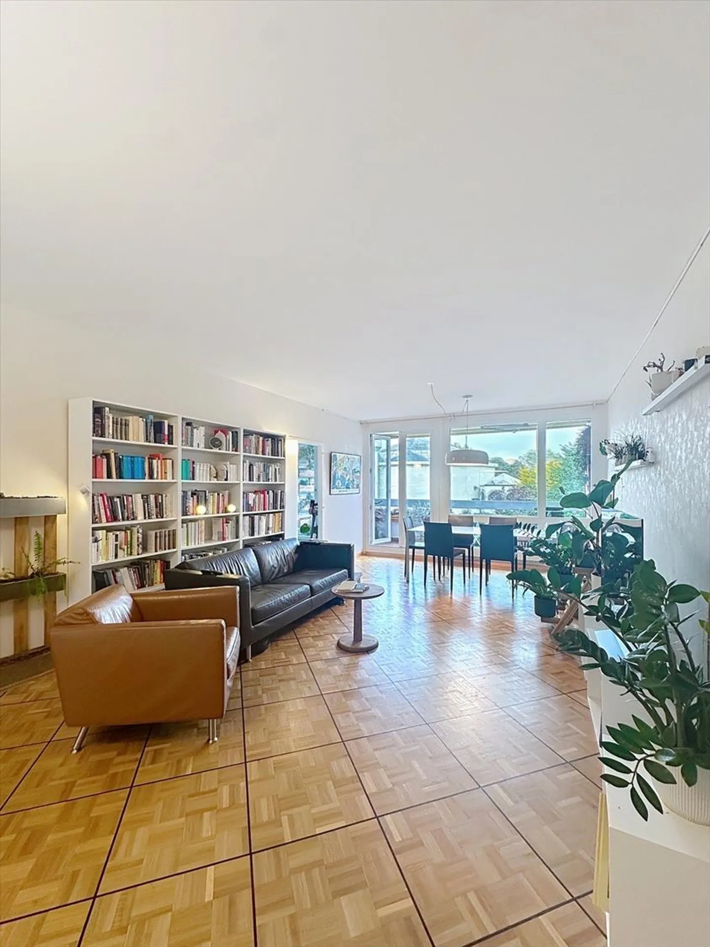 Appartement de quatre pièces avec balcon à Petit-Saconnex - Photo 1 sur 12