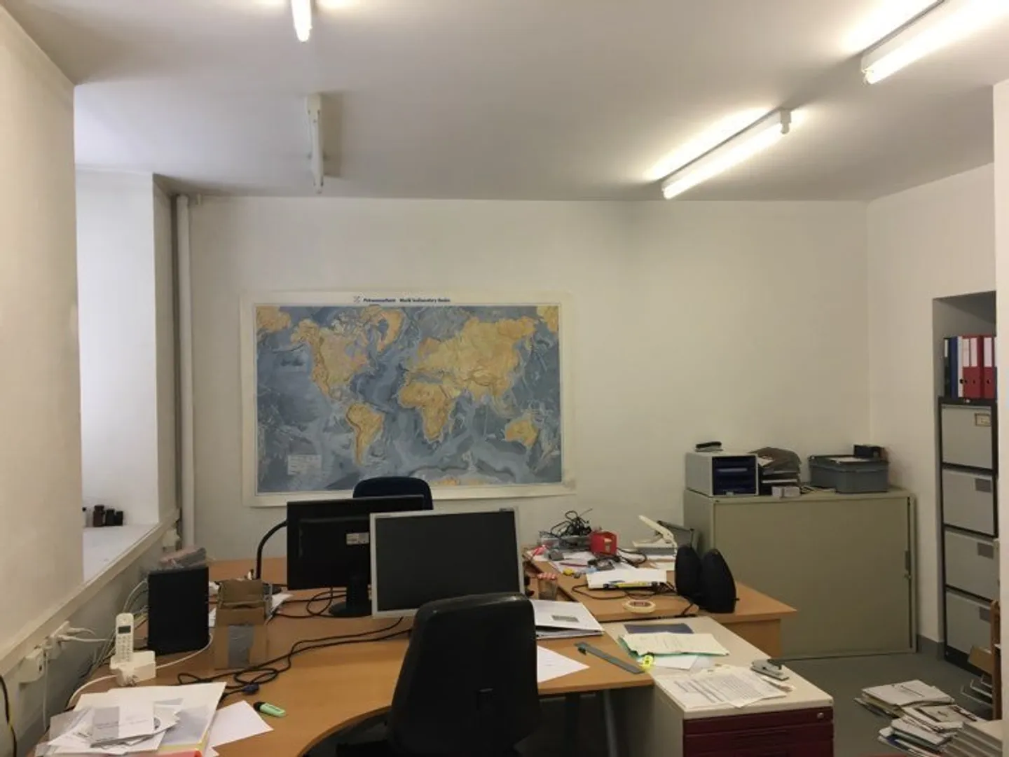 For rent from 01.04.2026 - Offices + storage - approx. 60m2 - 1510 Moudon - Photo 2 of 11