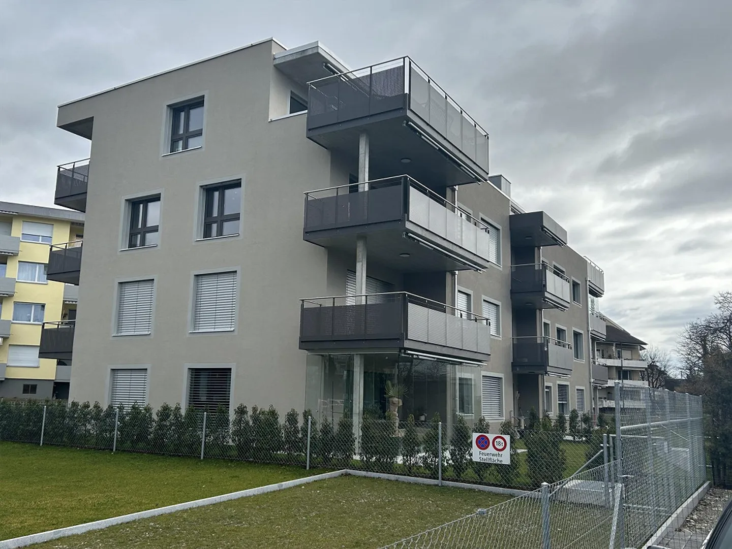 Modernes 3.5-Zimmer-Apartment - Foto 1 von 18