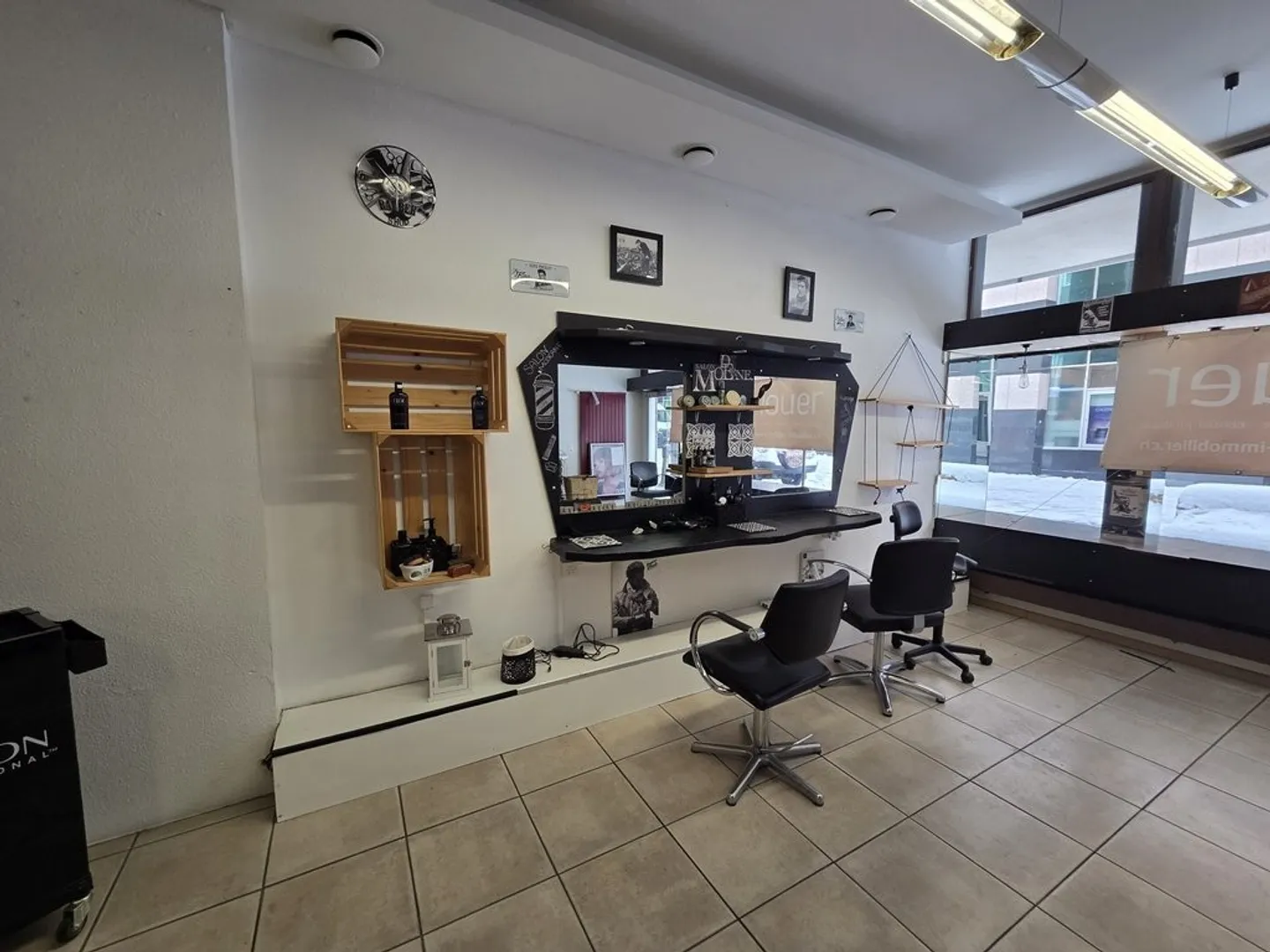 Local commercial de 75 m2 en centre-ville, polyvalent et lumineux - Photo 3 sur 9